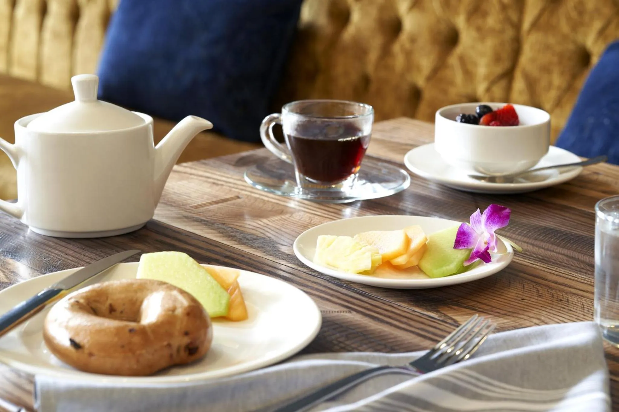 Buffet breakfast in Archer Hotel Seattle/Redmond