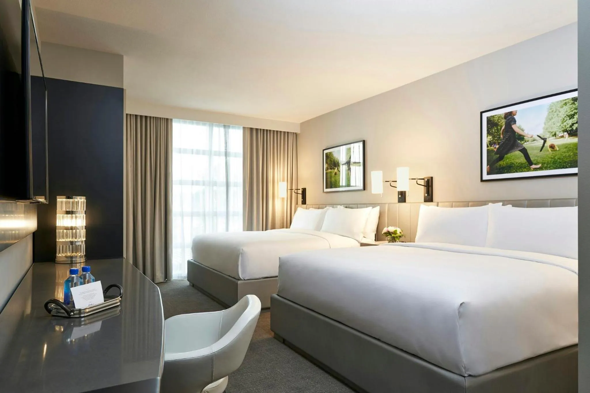 Photo of the whole room, Bed in Archer Hotel Seattle/Redmond