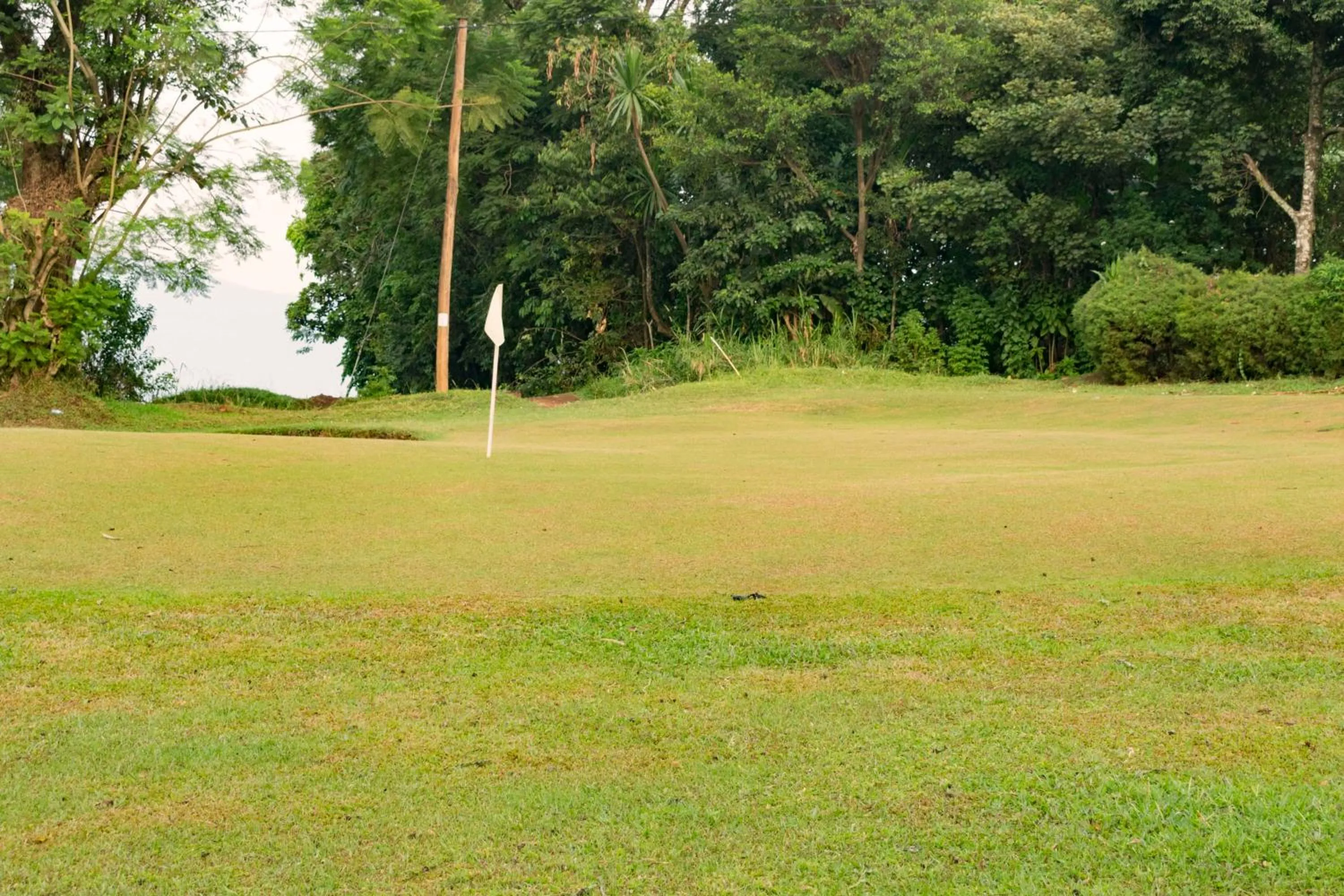 Minigolf in Tooro Fairway Hotel