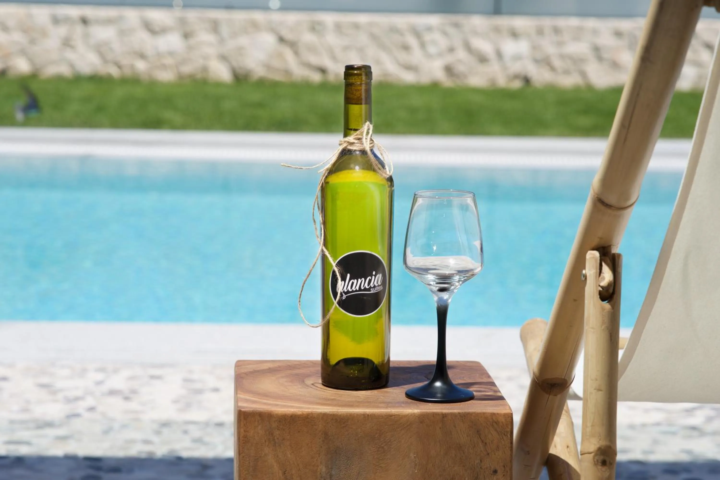 Alcoholic drinks in Alancia Suites