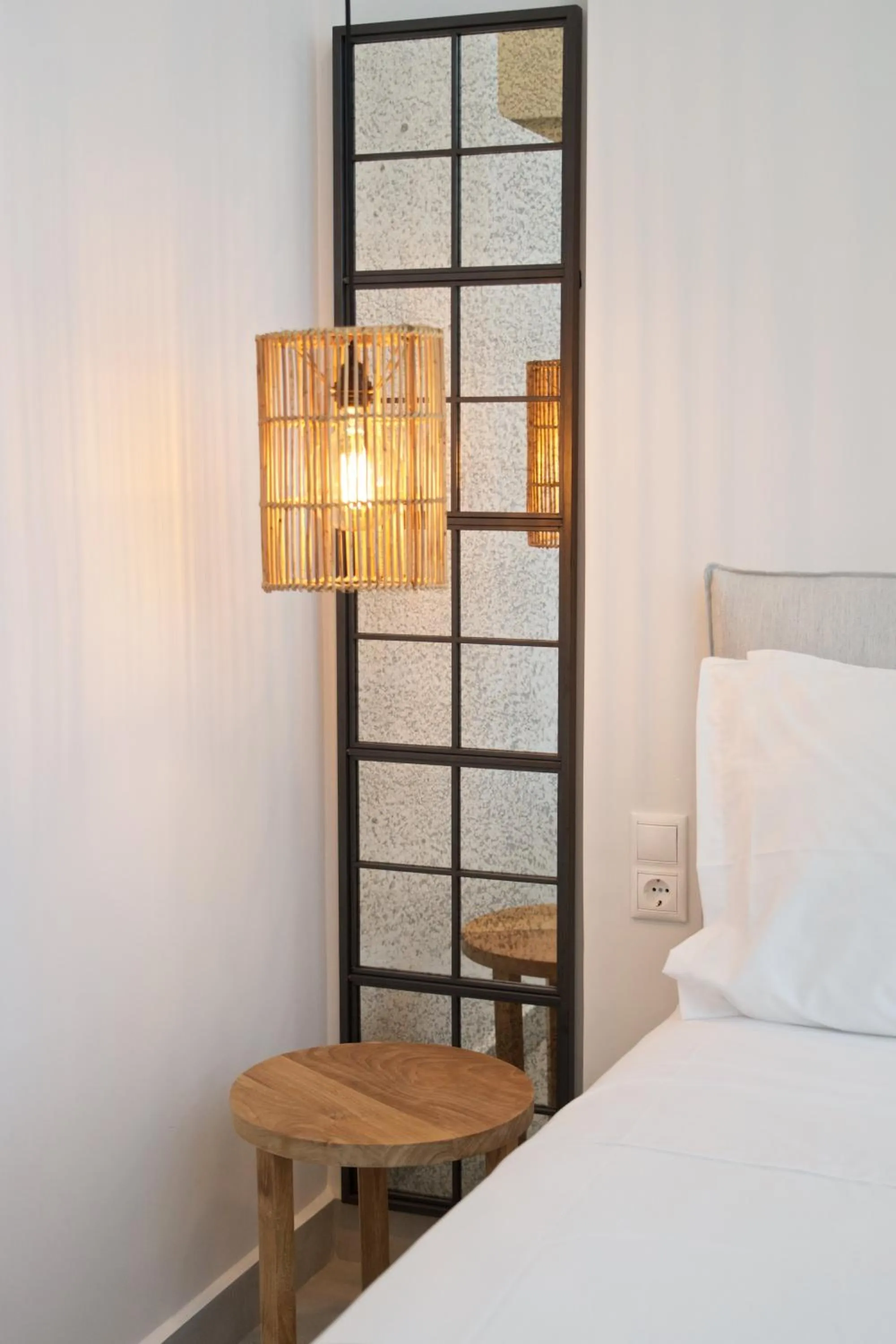 Decorative detail, Bed in Alancia Suites