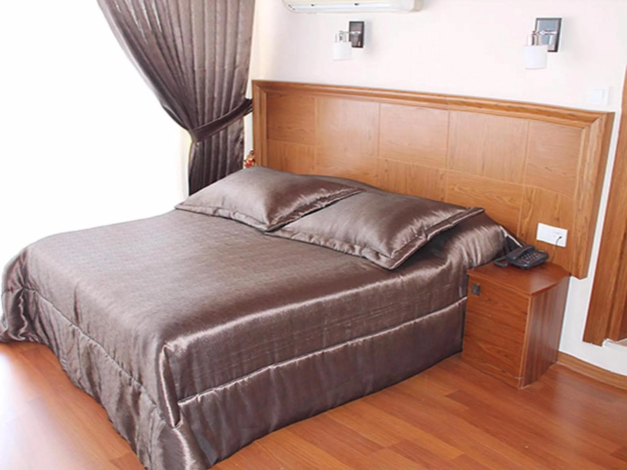 Bed in Ucem Hotel Golden Sea