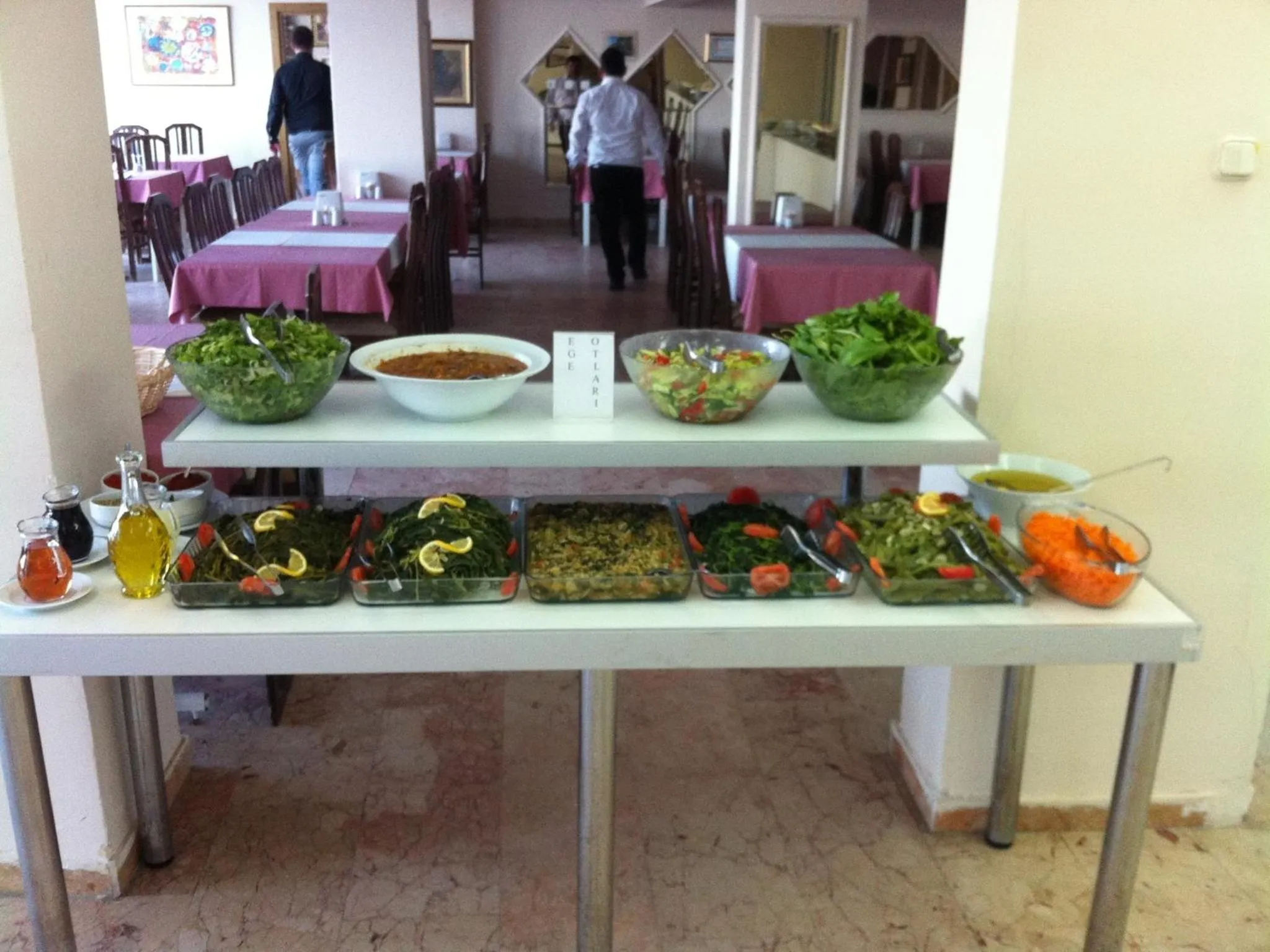 Food in Ucem Hotel Golden Sea