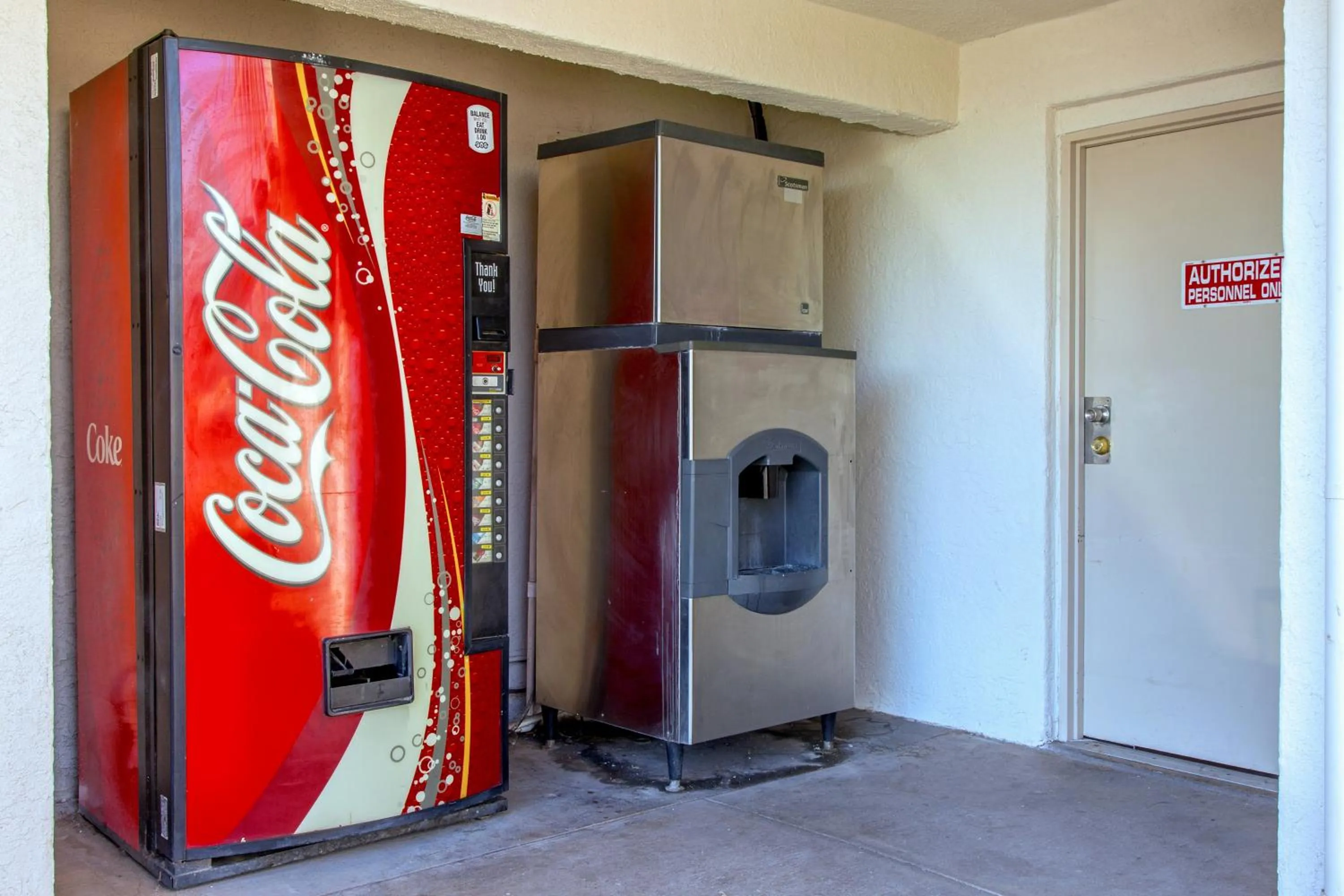 Decorative detail in Motel 6-Phoenix, AZ - Airport - 24th Street