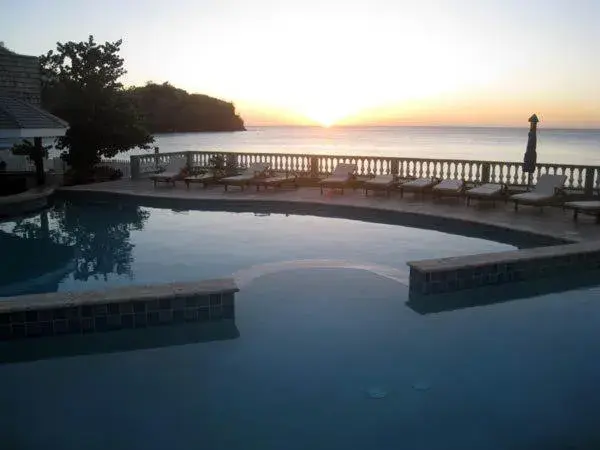 Swimming pool in Kalinago Beach Resort Swimming pool in Kalinago Beach Resort