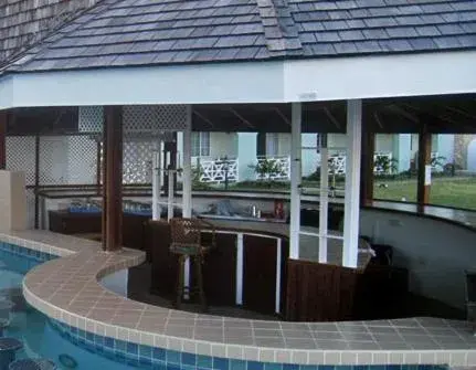 Lounge or bar in Kalinago Beach Resort Lounge or bar in Kalinago Beach Resort