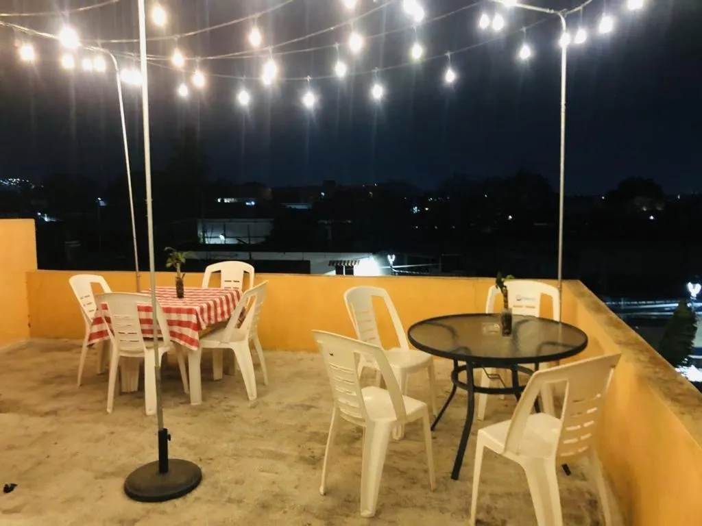 Balcony/Terrace in Los Nardos Hostel -pet friendly-