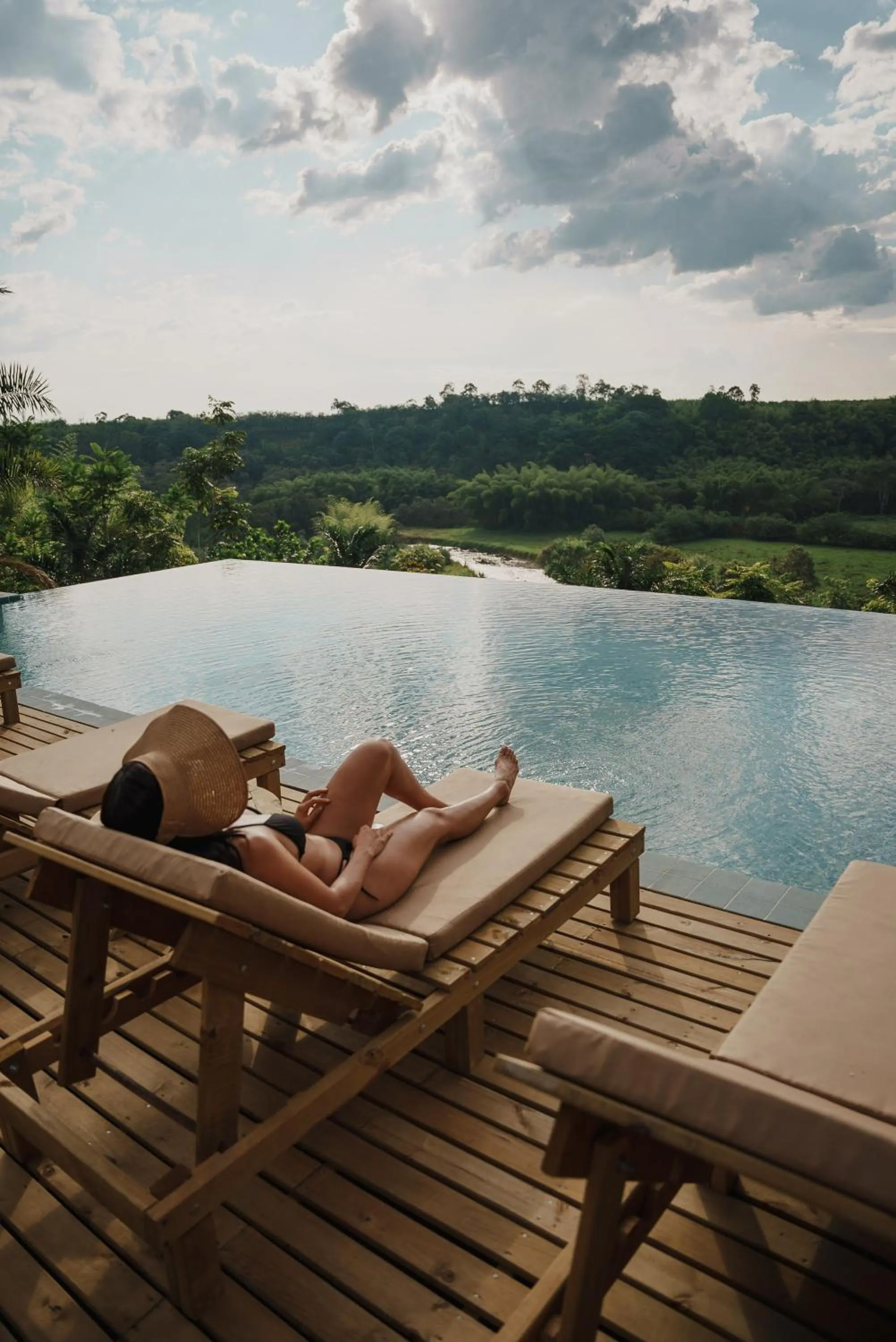 Swimming pool in Glamping Entre Rios