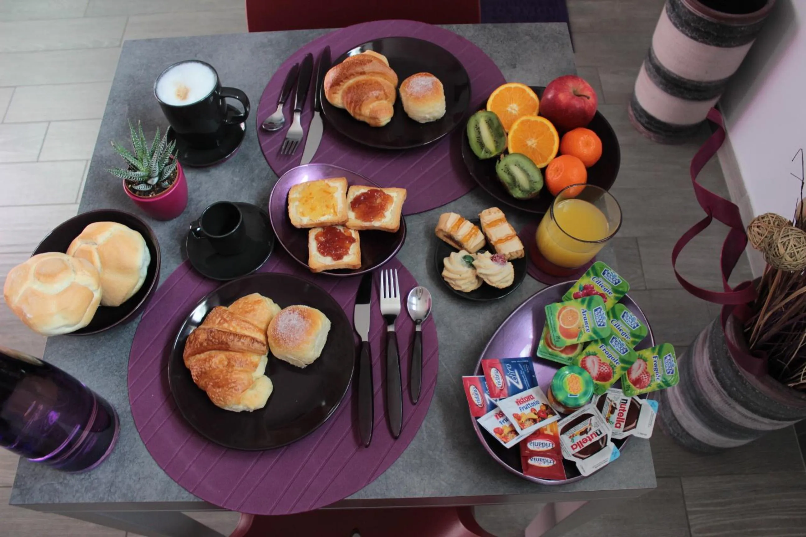 Italian breakfast in B&B Eco