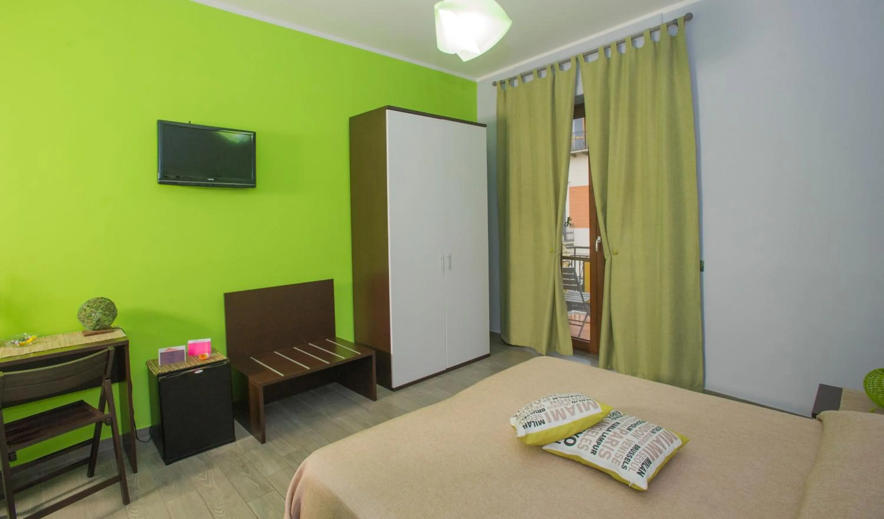 Photo of the whole room, Bed in B&B Eco