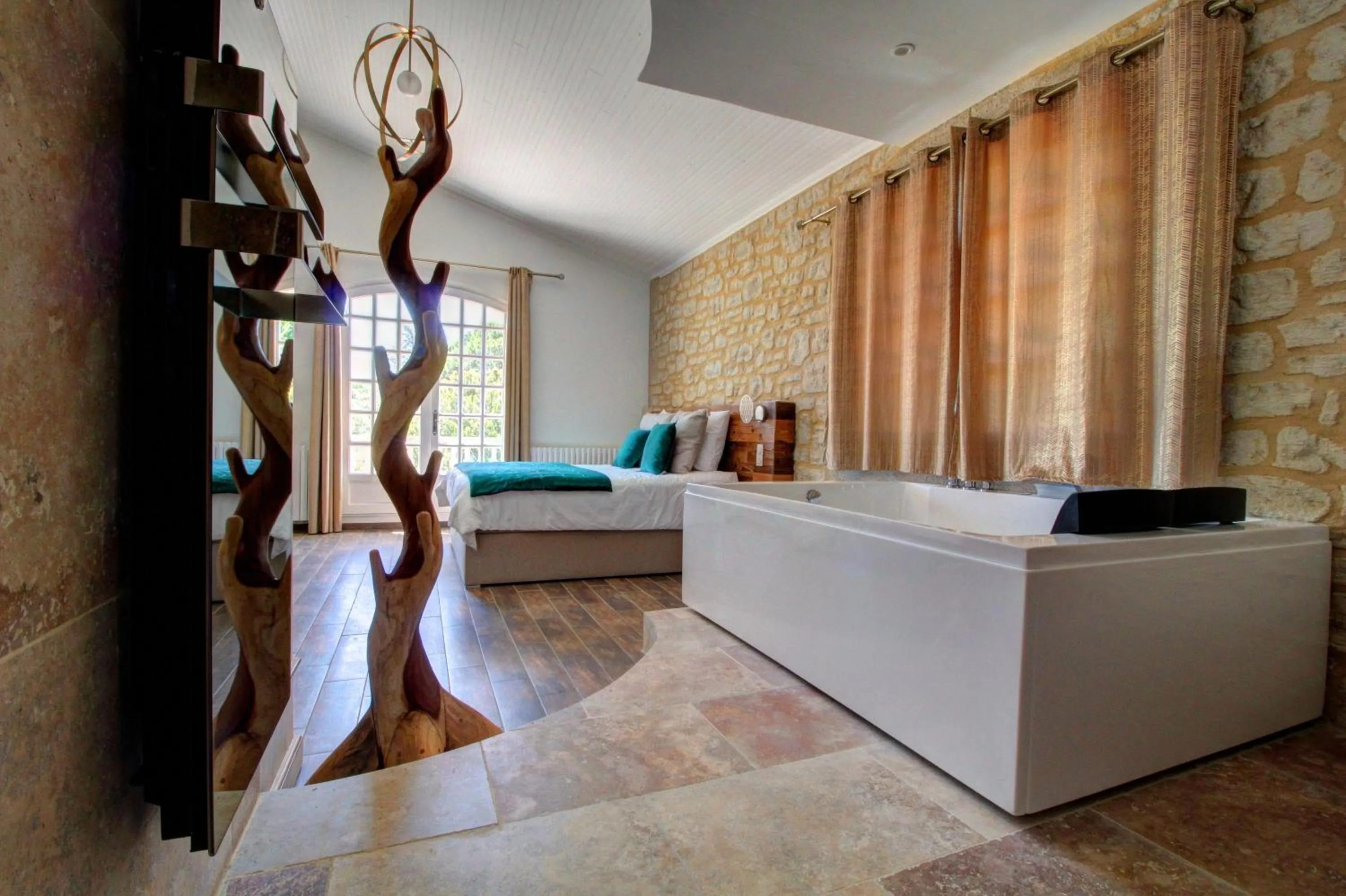 Photo of the whole room in La Demeure de l'Arche