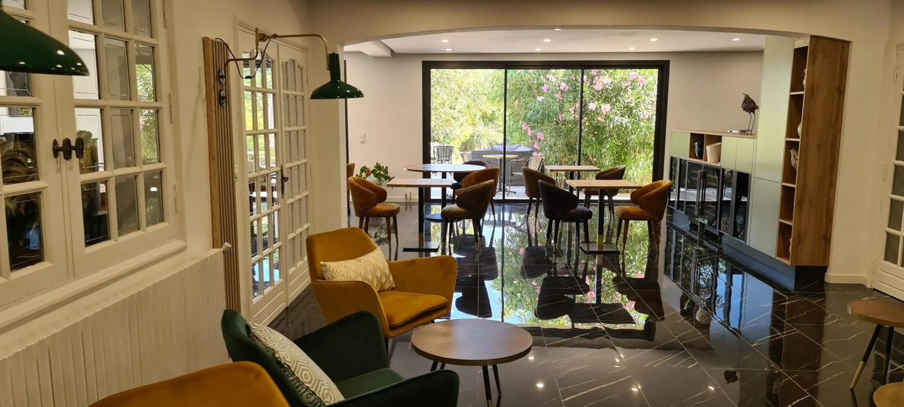 Dining area, Restaurant/Places to Eat in La Demeure de l'Arche