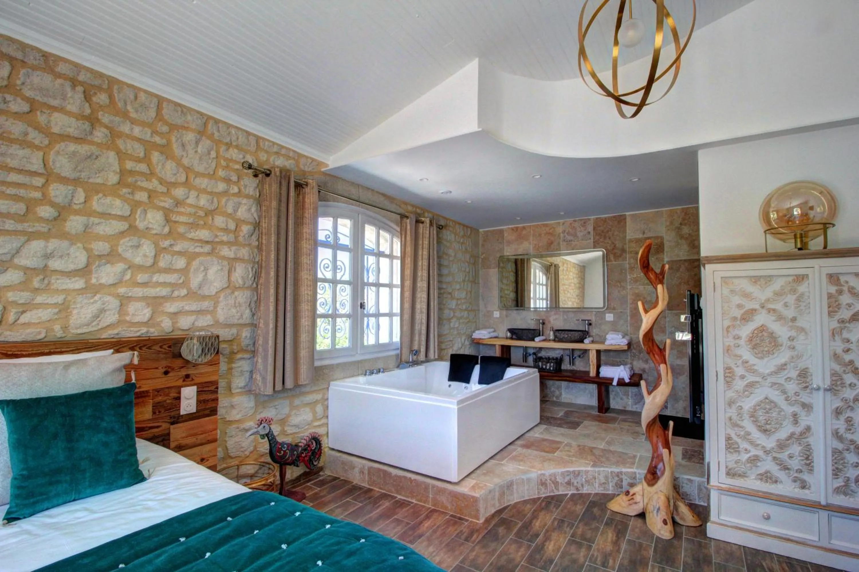 Photo of the whole room in La Demeure de l'Arche