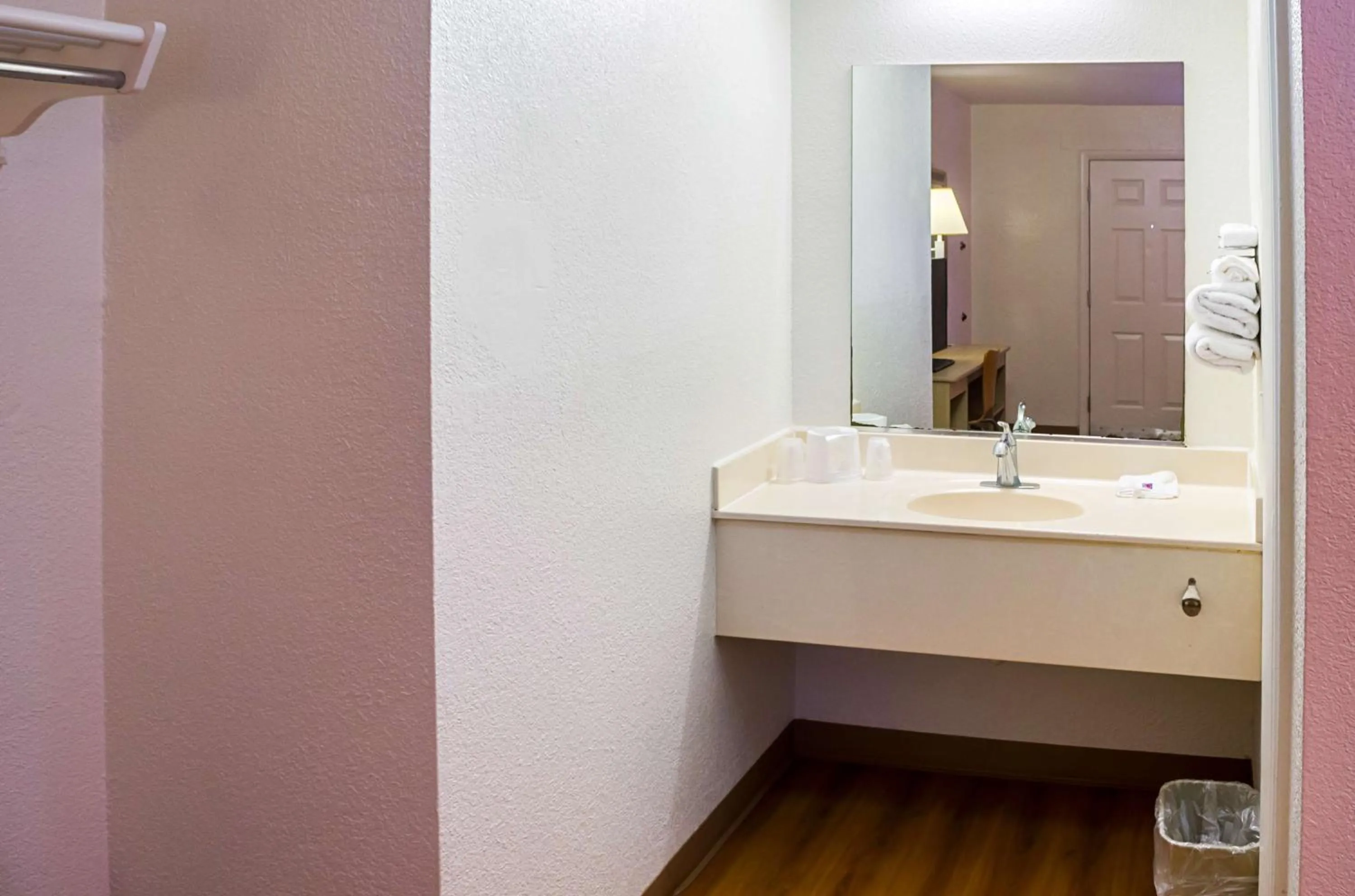 Bathroom in West Ashley Inn