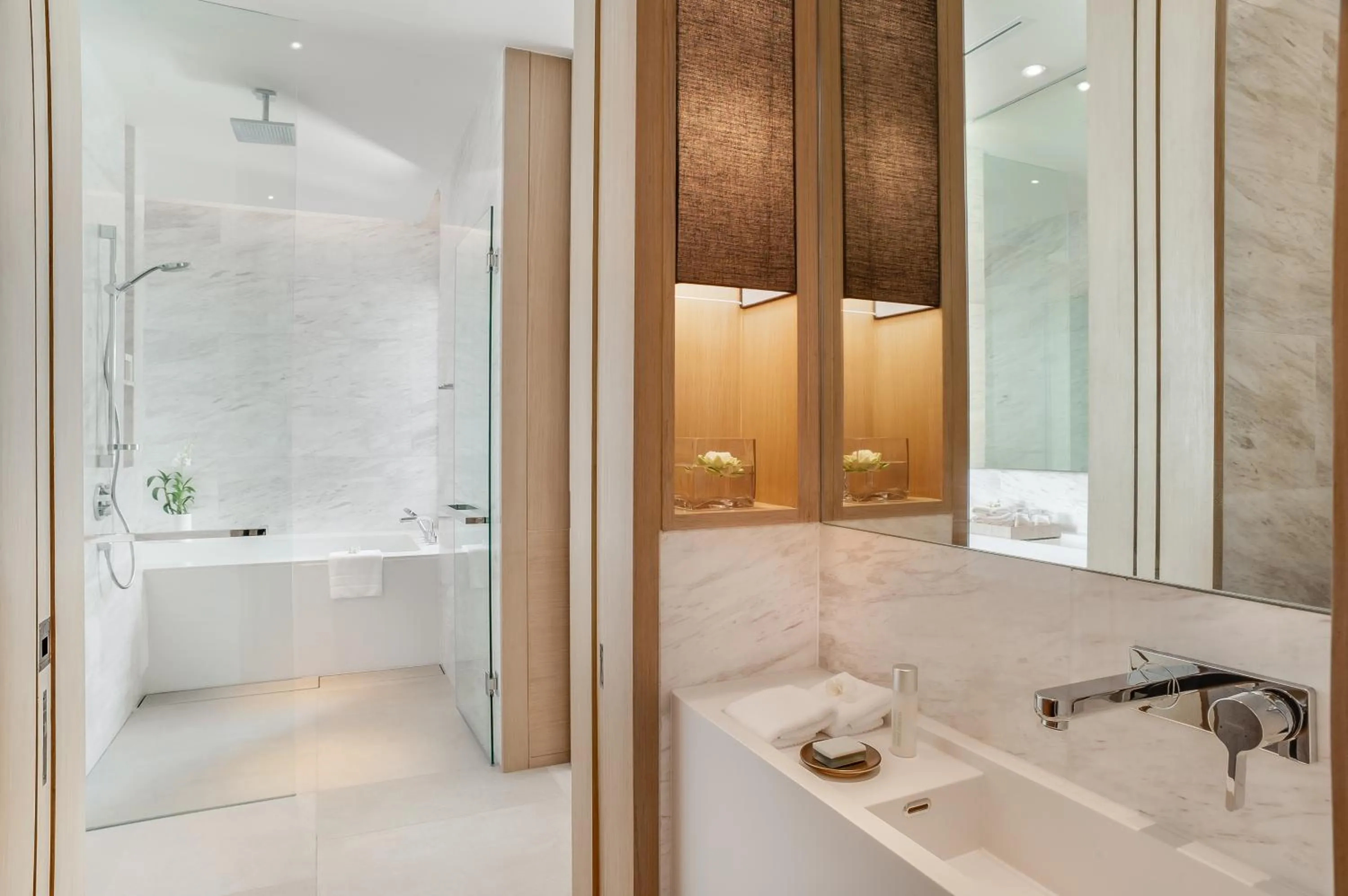 Bath in Twinpalms MontAzure Phuket