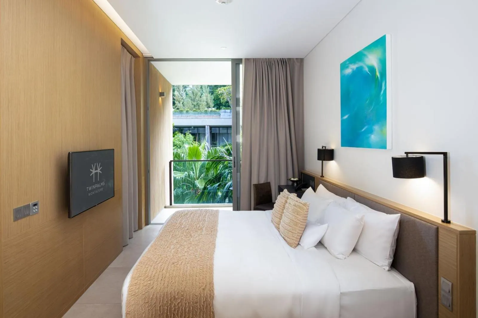 Bedroom, Bed in Twinpalms MontAzure Phuket