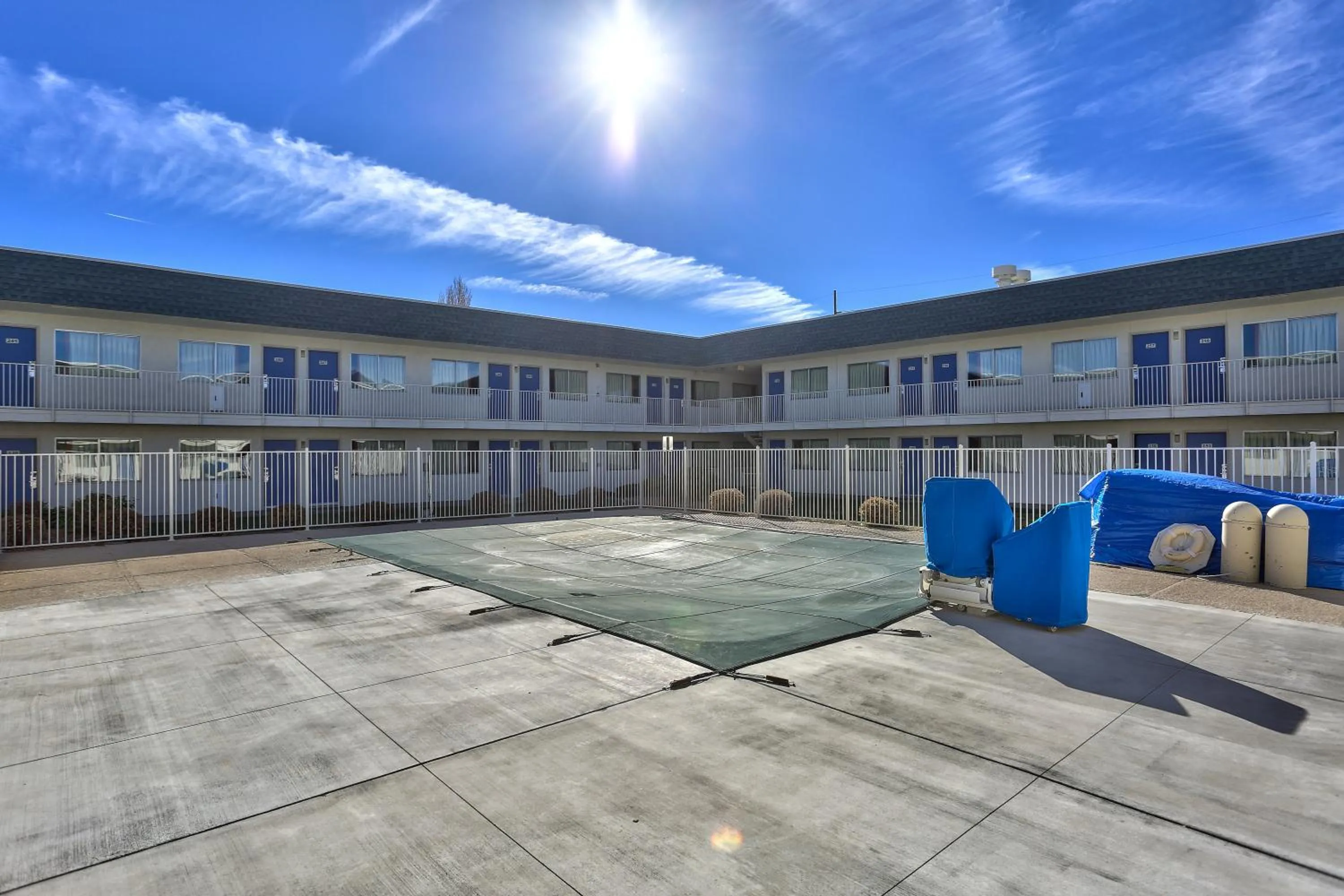 Facade/entrance in Motel 6-Flagstaff, AZ - Butler