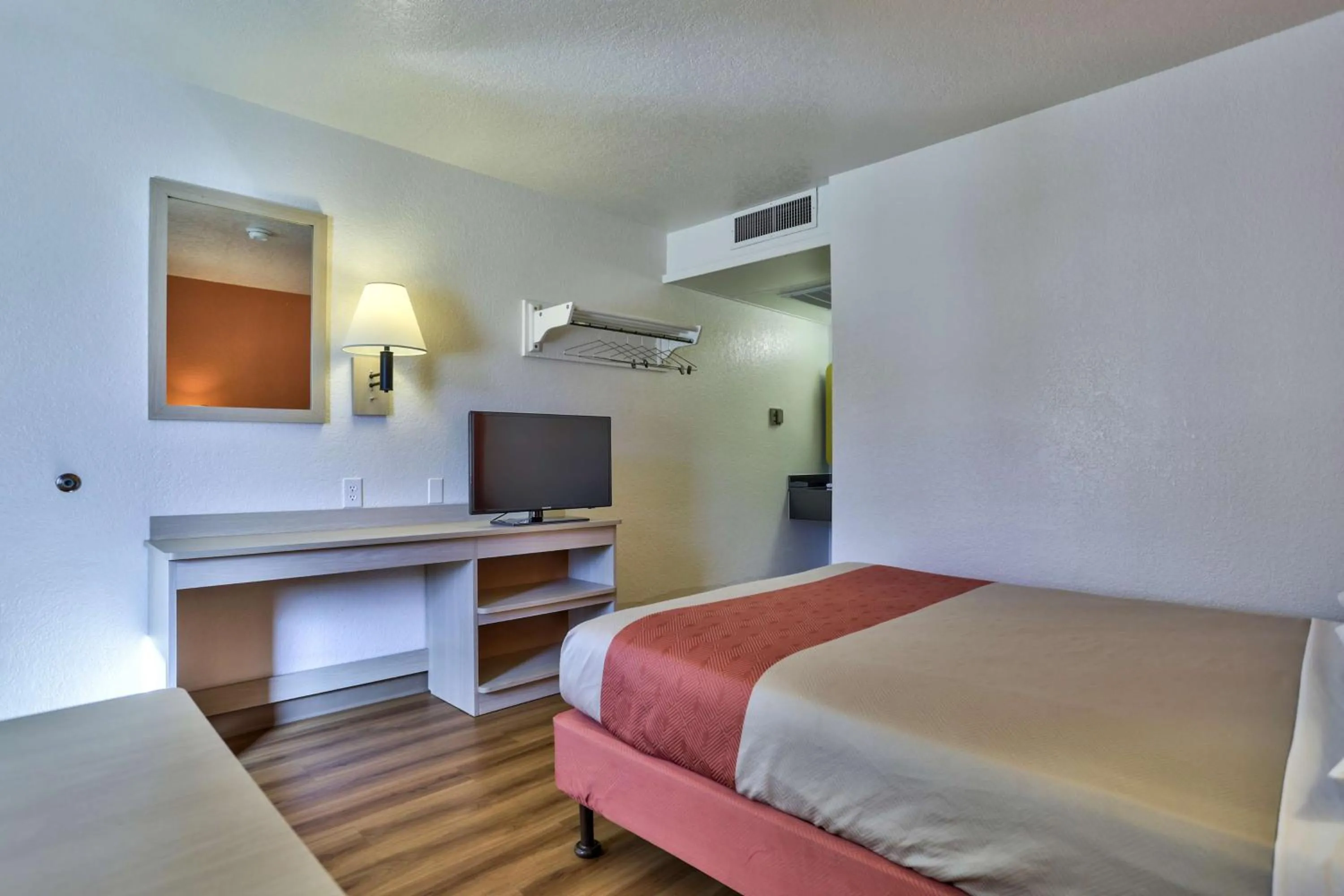 Bathroom, Bed in Motel 6-Flagstaff, AZ - Butler