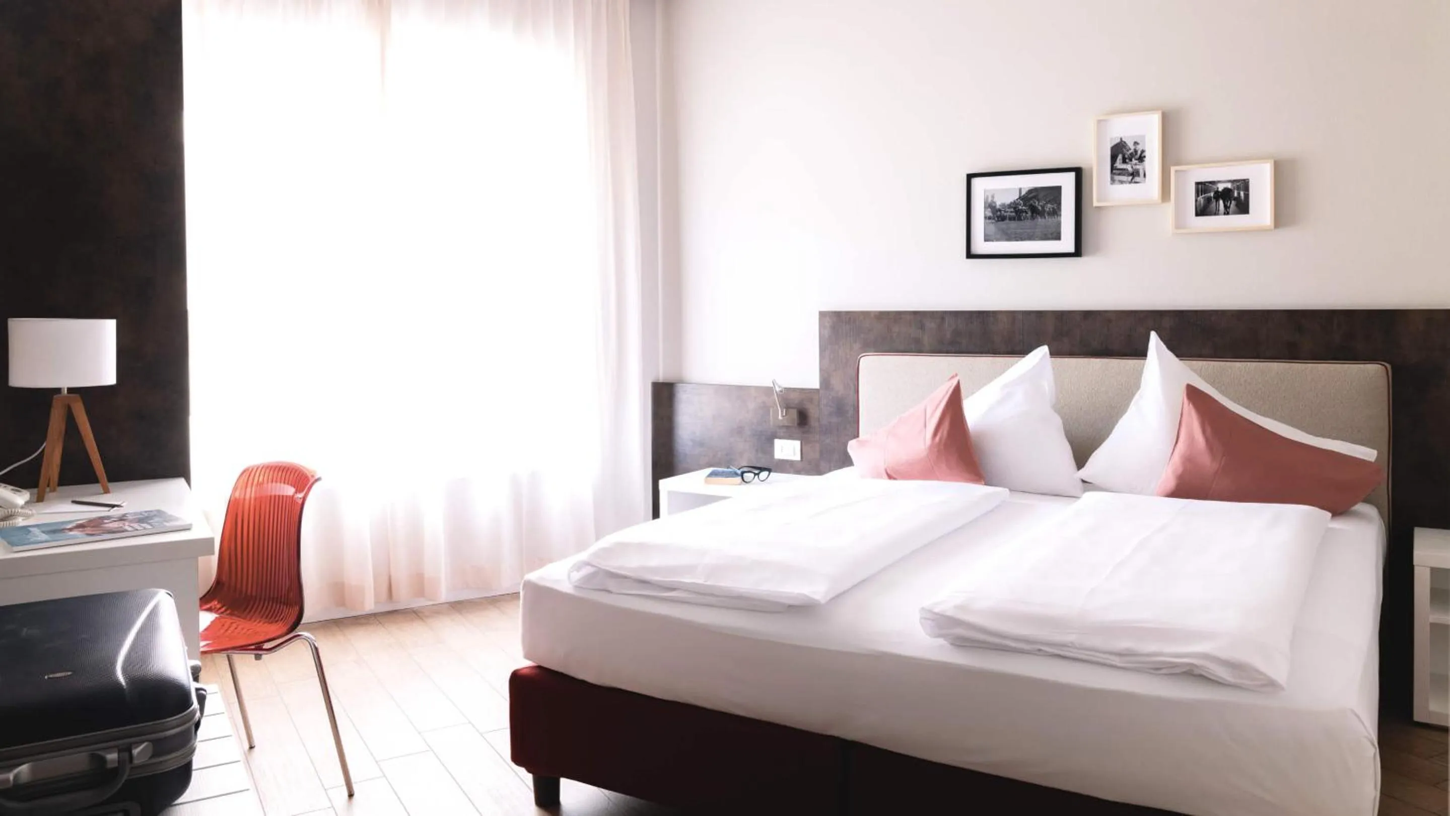 Bed in City Hotel Merano