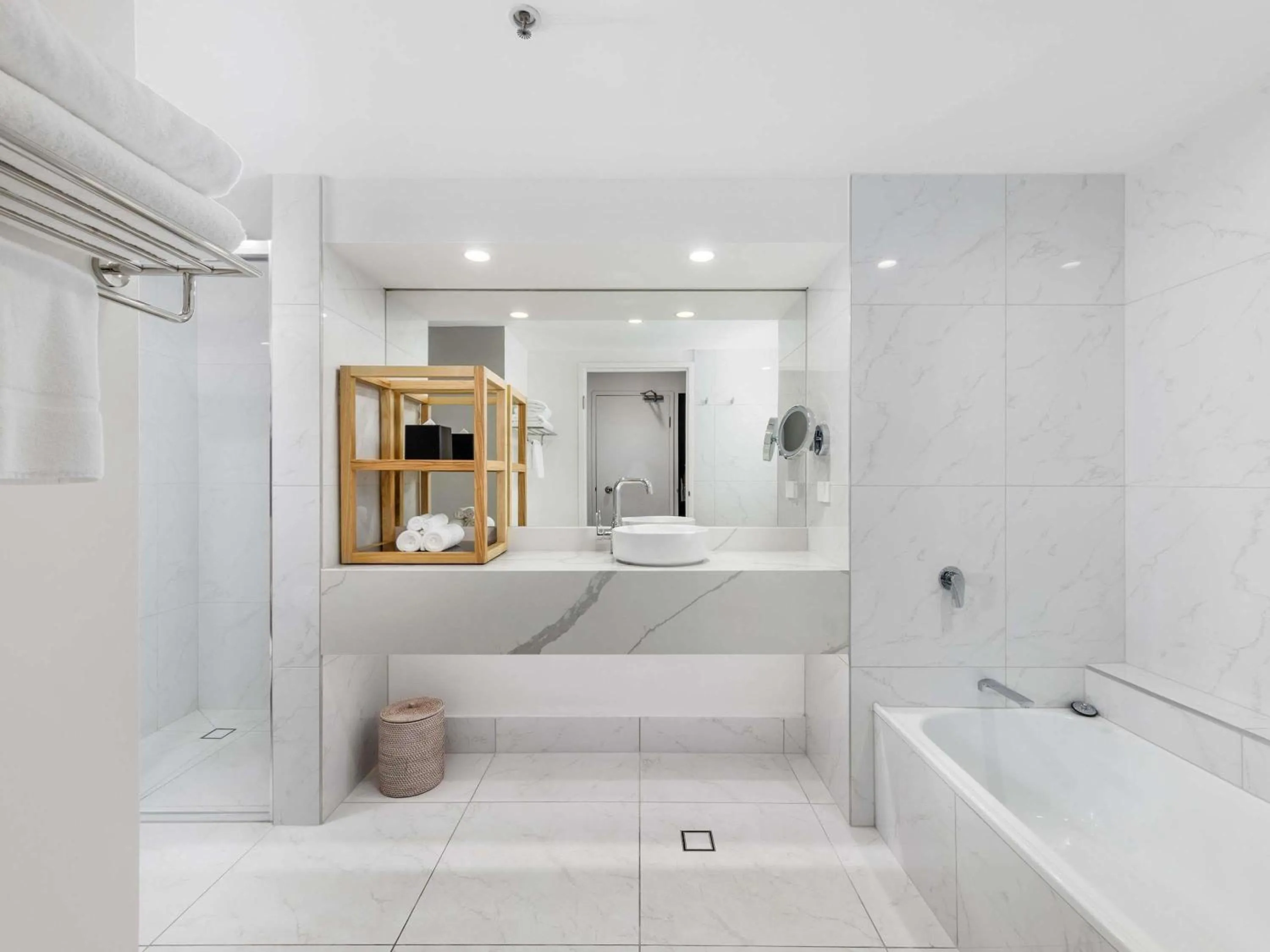 Bedroom in Pullman Cairns International