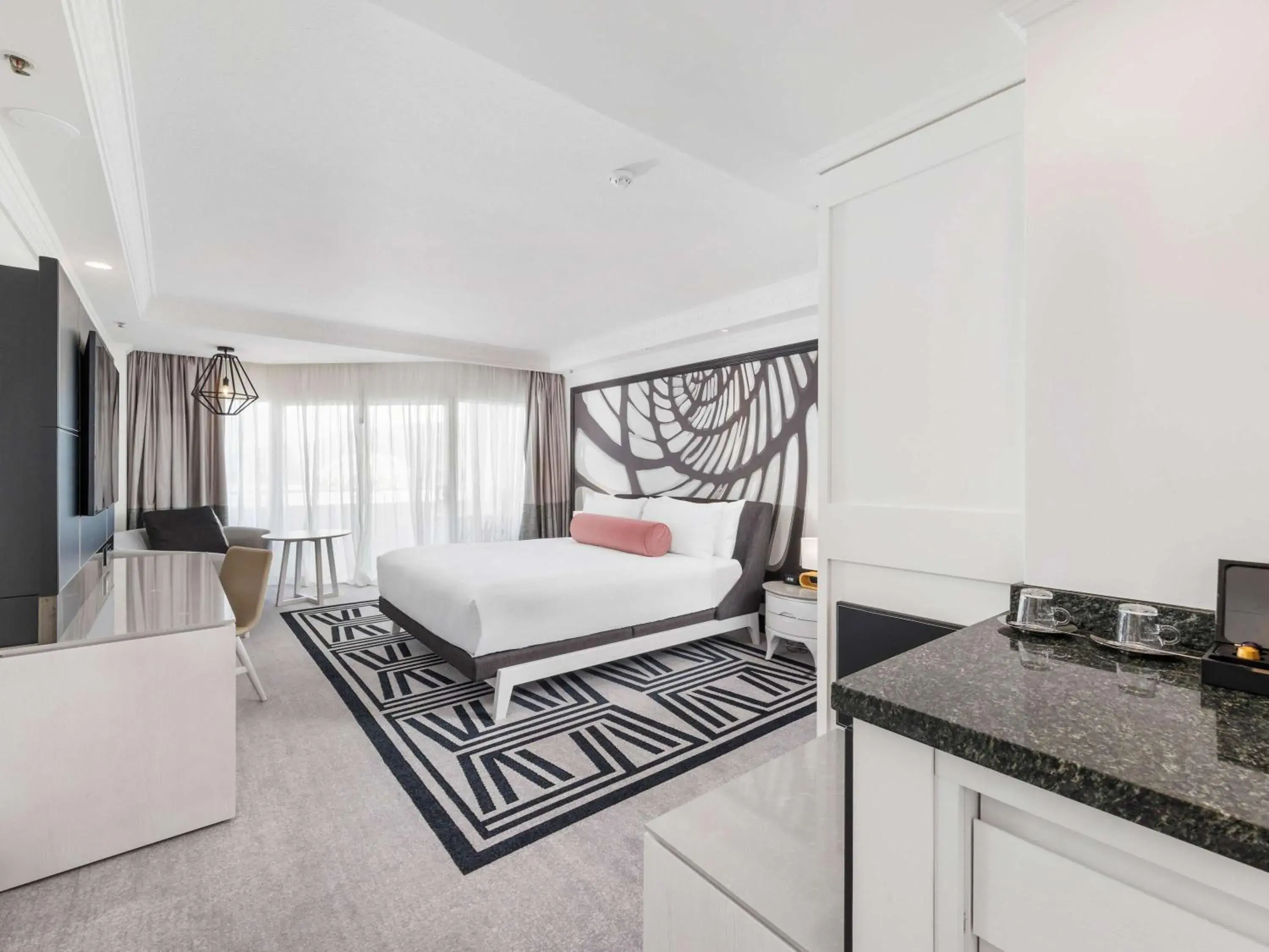 Bedroom, Bed in Pullman Cairns International Bedroom, Bed in Pullman Cairns International