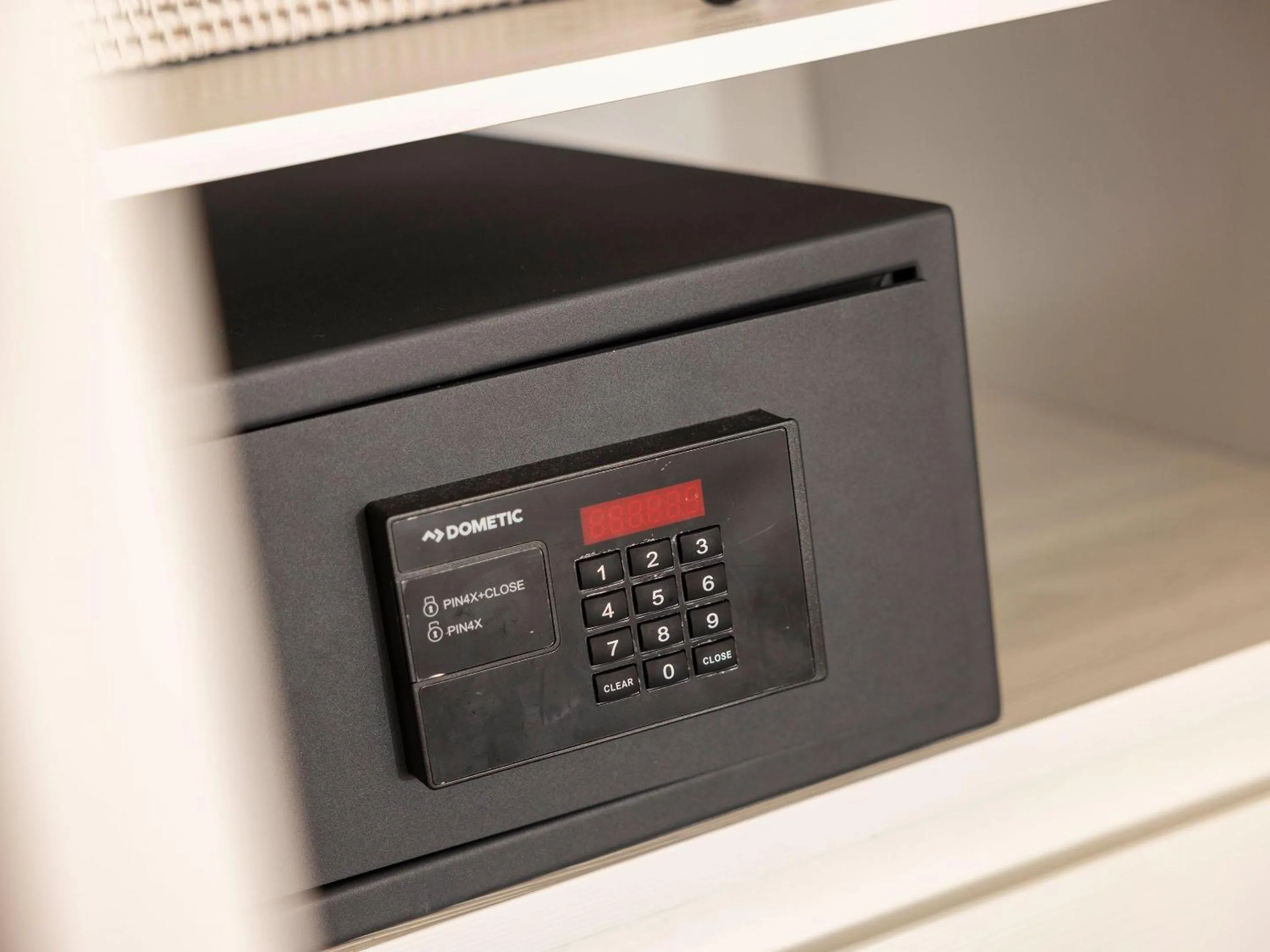 safe in Pullman Cairns International