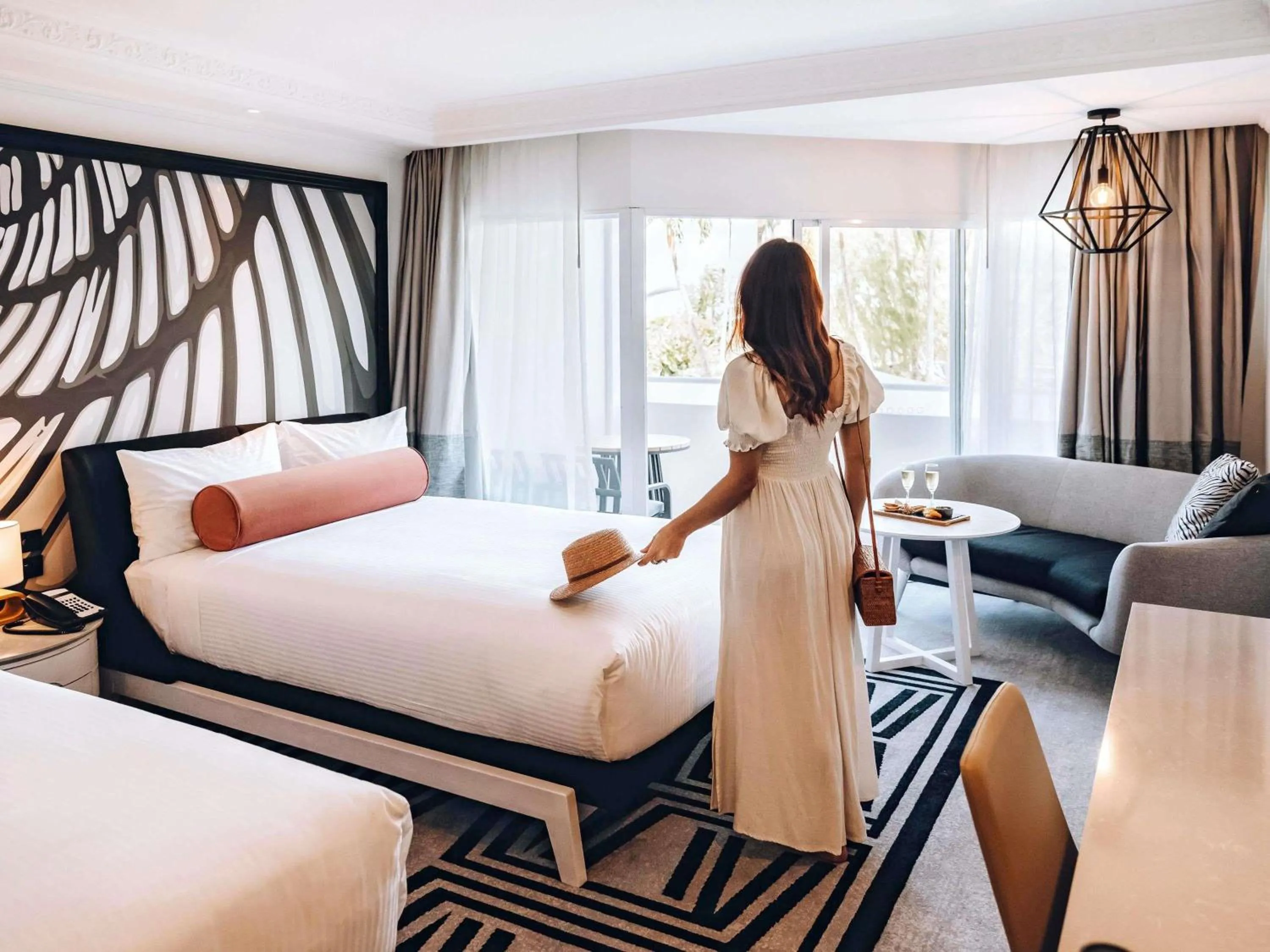 Bedroom, Bed in Pullman Cairns International