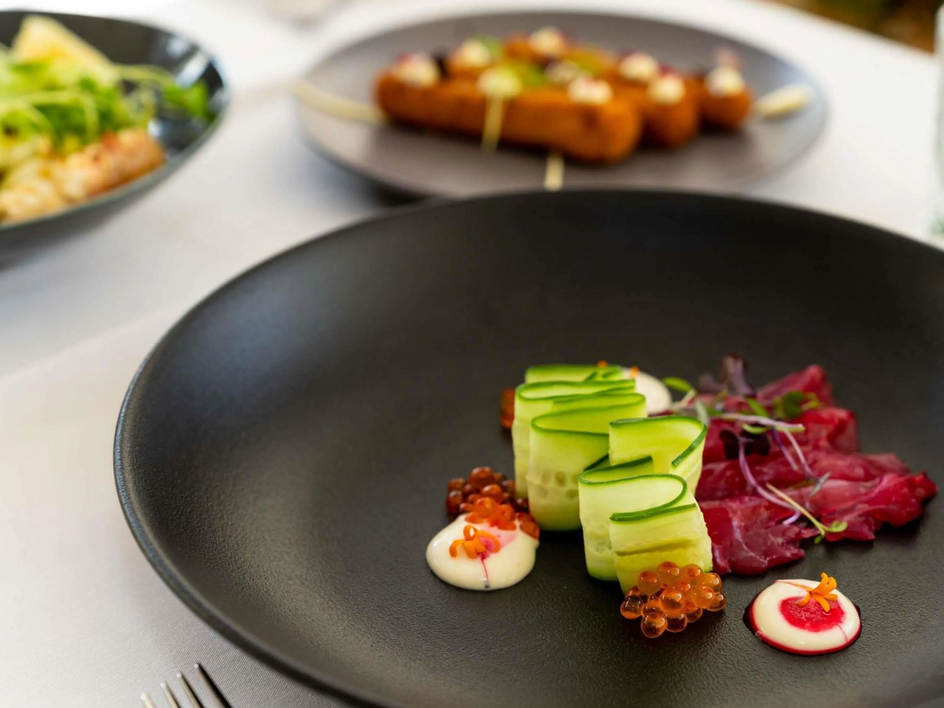 Restaurant/places to eat in Pullman Cairns International