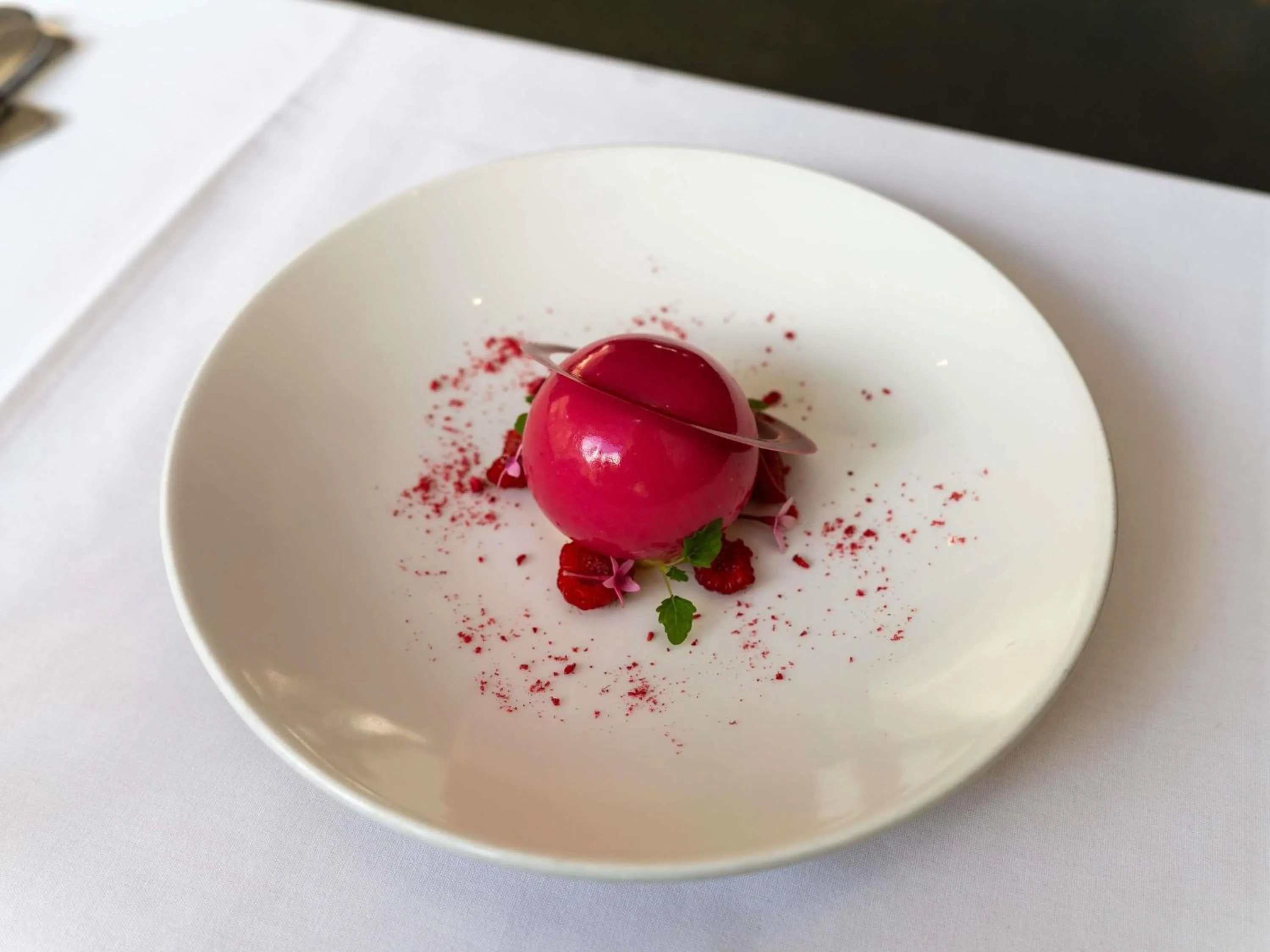 Restaurant/places to eat in Pullman Cairns International