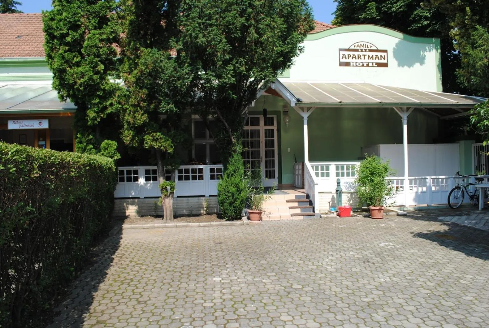 Garden in Family Apartman