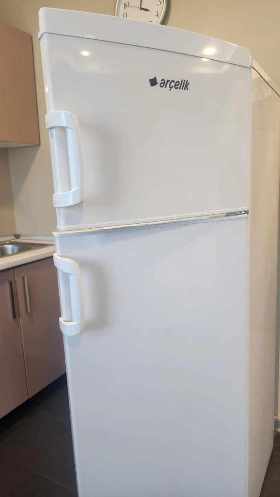 kitchen in Diplomat Suites Hotel