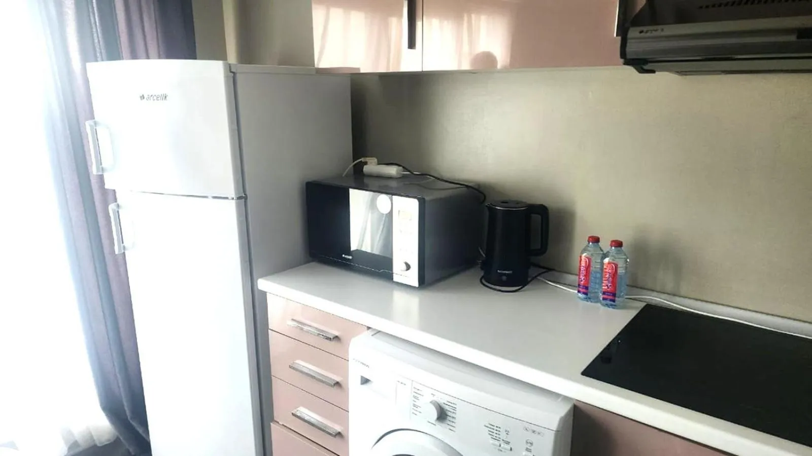 kitchen in Diplomat Suites Hotel