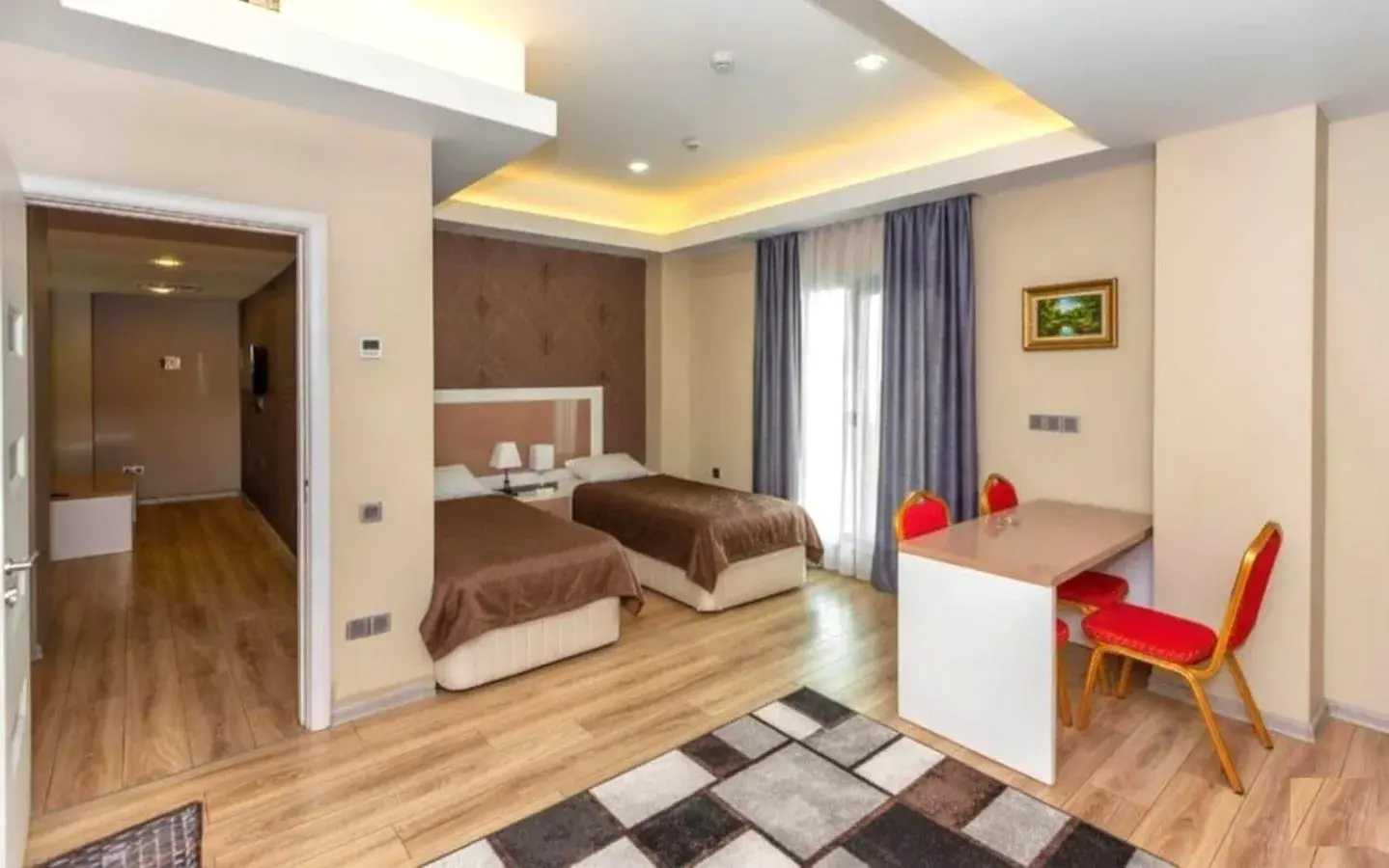 Bed in Diplomat Suites Hotel Bed in Diplomat Suites Hotel