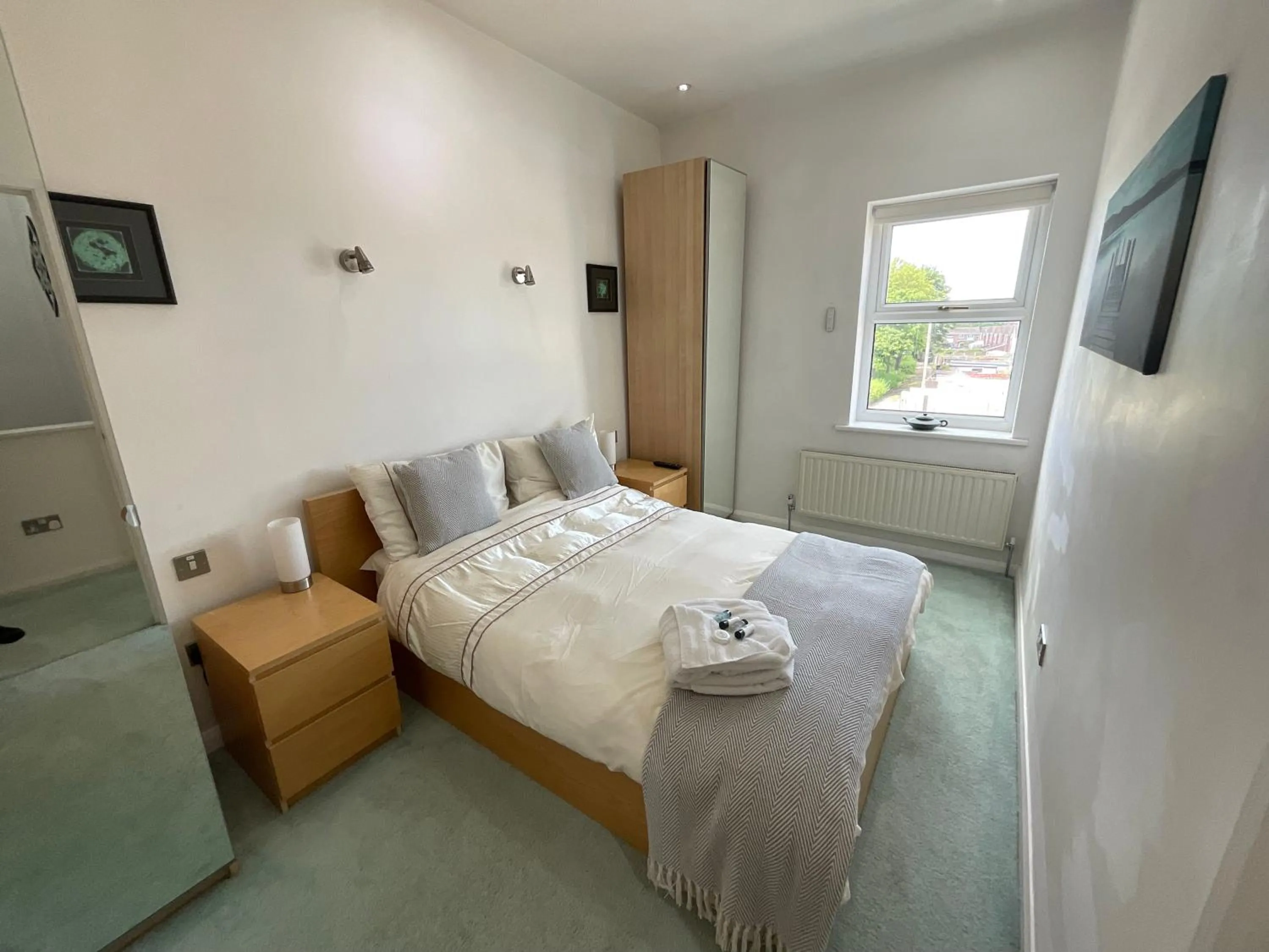 Bed in Earle House Serviced Apartments