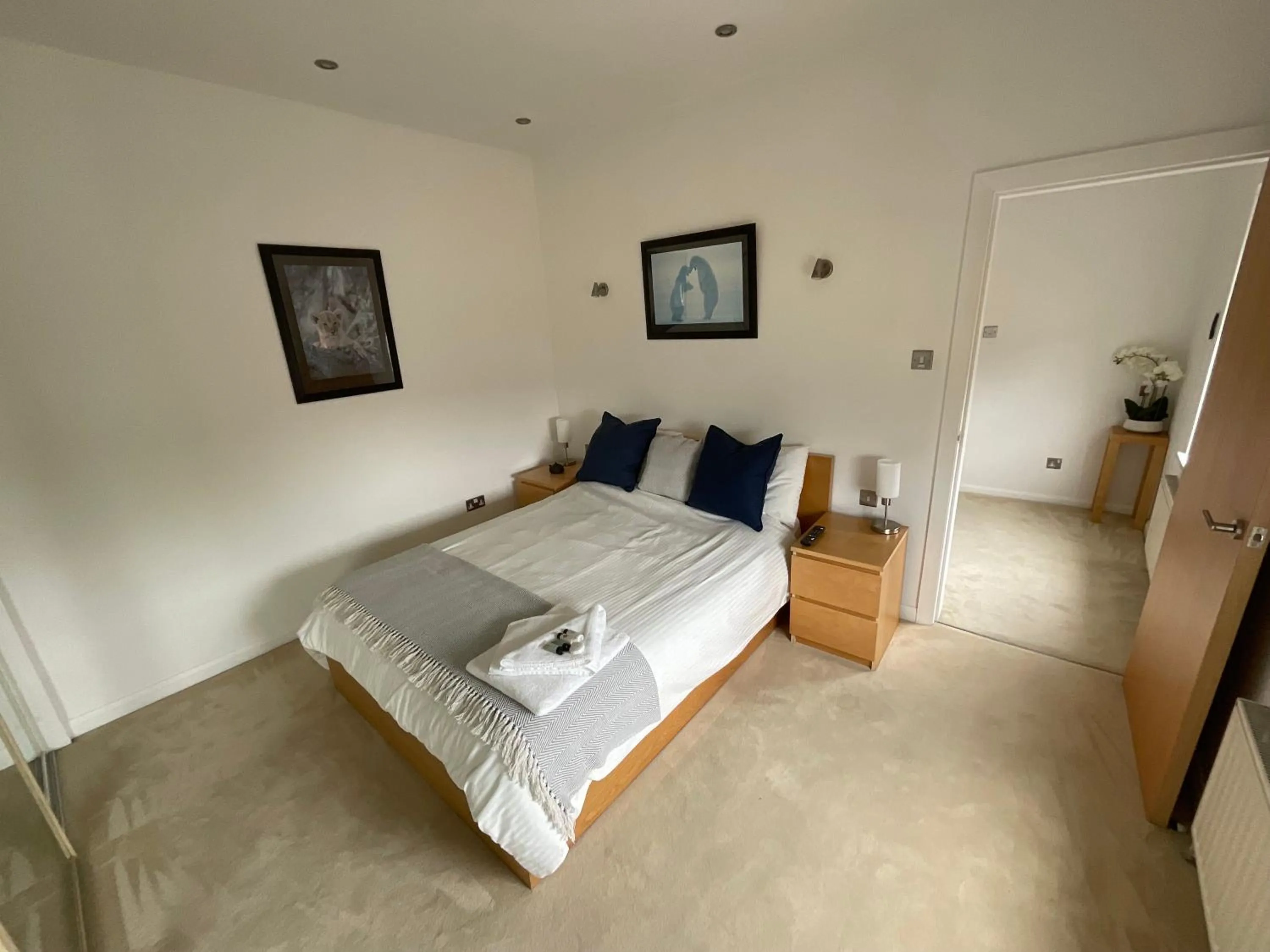 Bed in Earle House Serviced Apartments