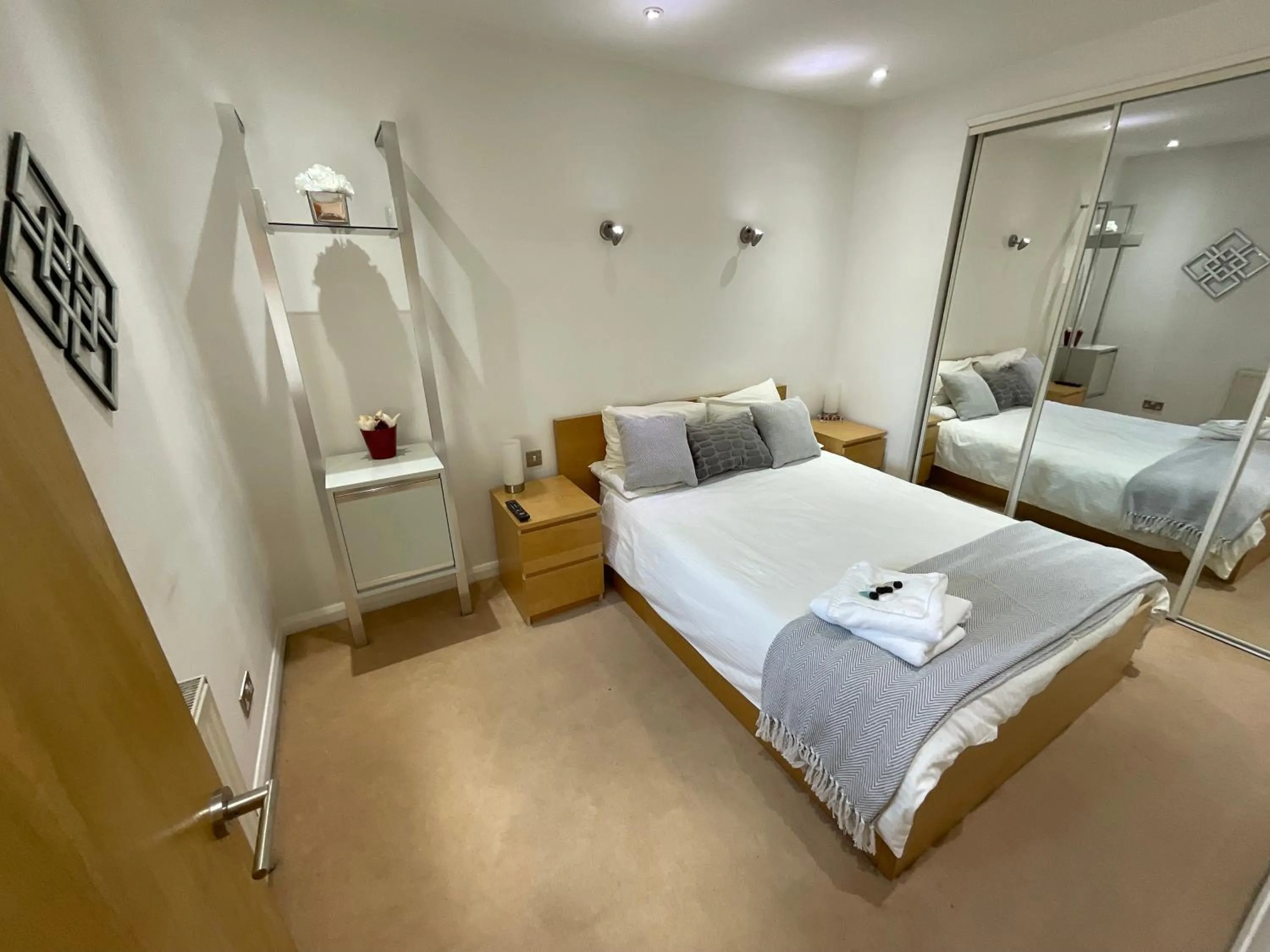 Bed in Earle House Serviced Apartments