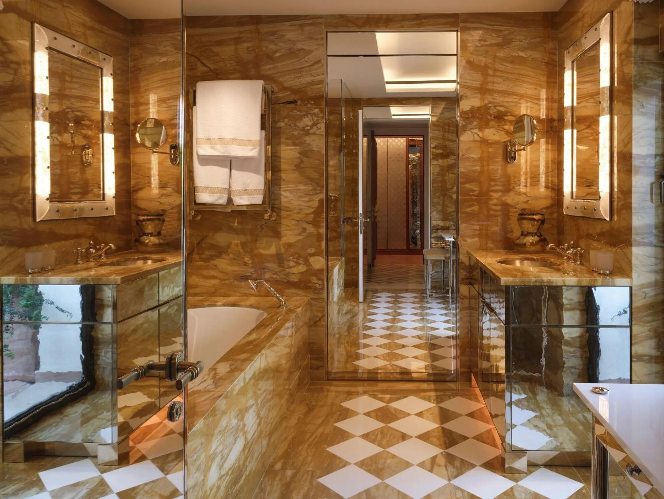 Bathroom in Hotel Cipriani, A Belmond Hotel, Venice