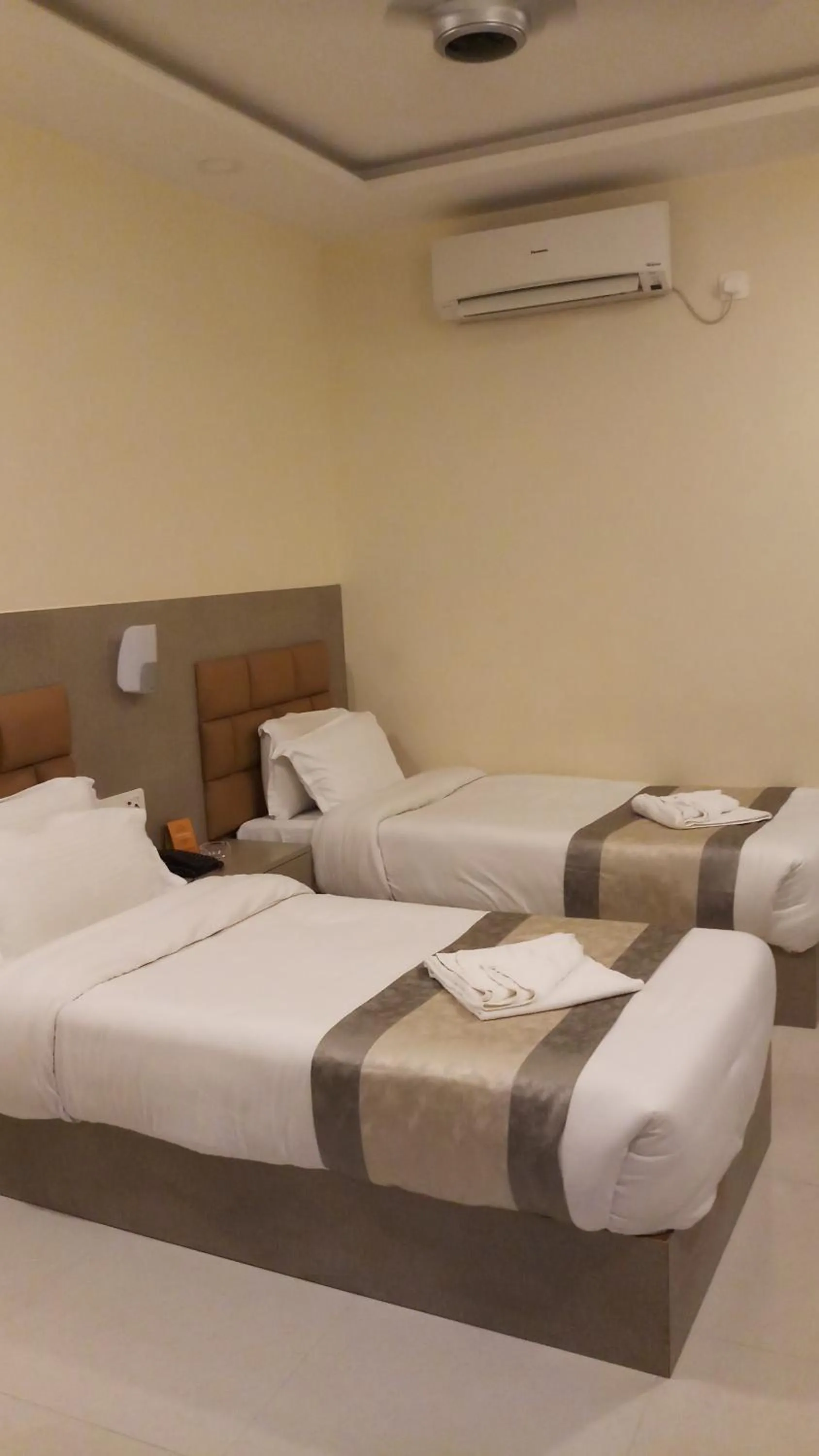 Photo of the whole room, Bed in Hotel Saayein Residency