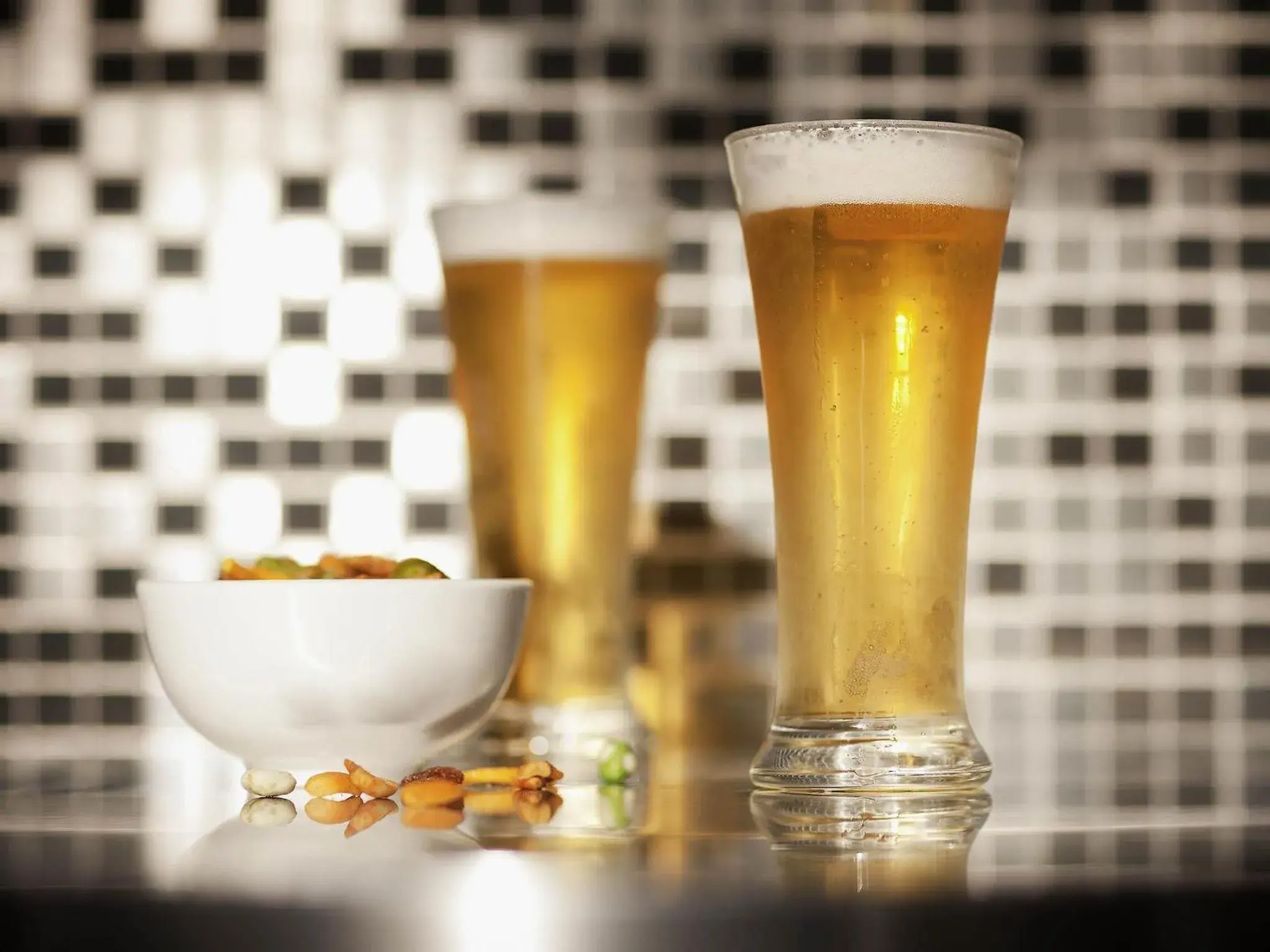 Lounge or bar in Mercure Melbourne Albert Park Lounge or bar in Mercure Melbourne Albert Park