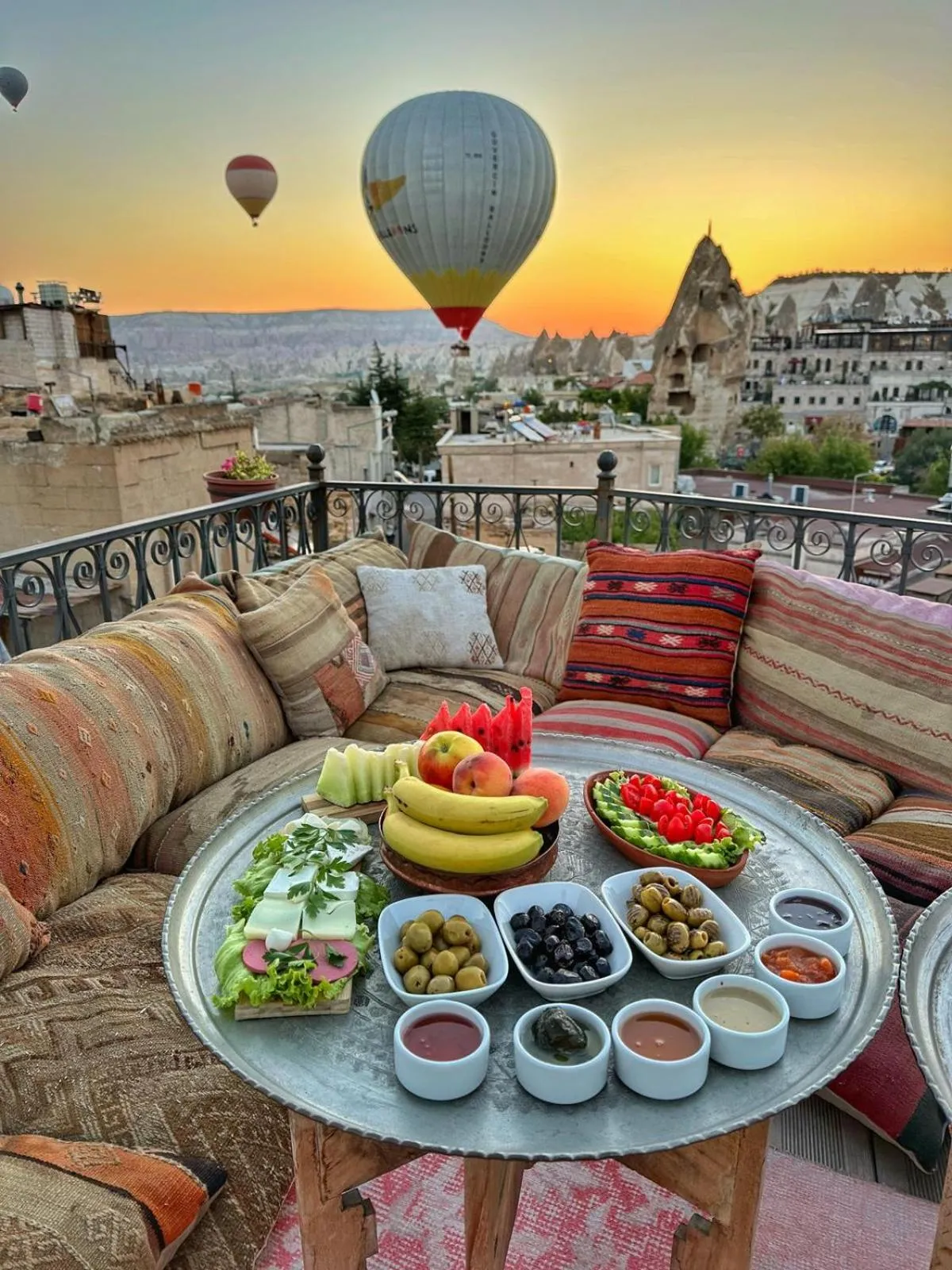Natural landscape in Caftan Cave Suites