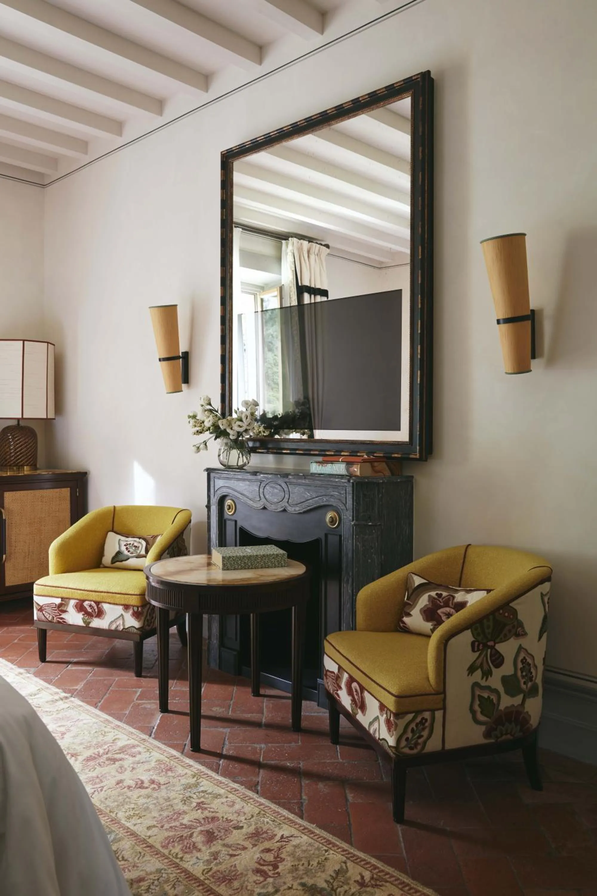 Seating area, Bed in Villa San Michele, A Belmond Hotel, Florence
