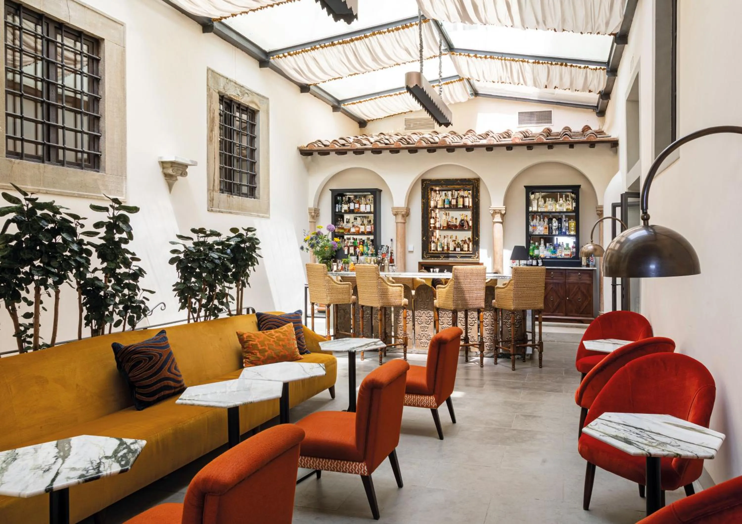 Lounge or bar in Villa San Michele, A Belmond Hotel, Florence