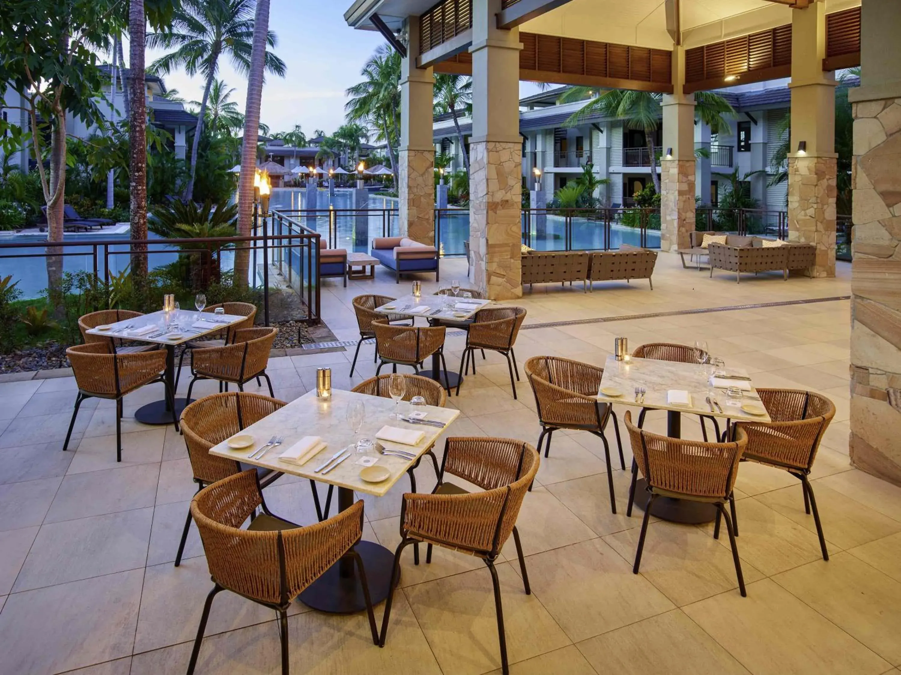 Restaurant/places to eat in Pullman Port Douglas Sea Temple Resort and Spa Restaurant/places to eat in Pullman Port Douglas Sea Temple Resort and Spa