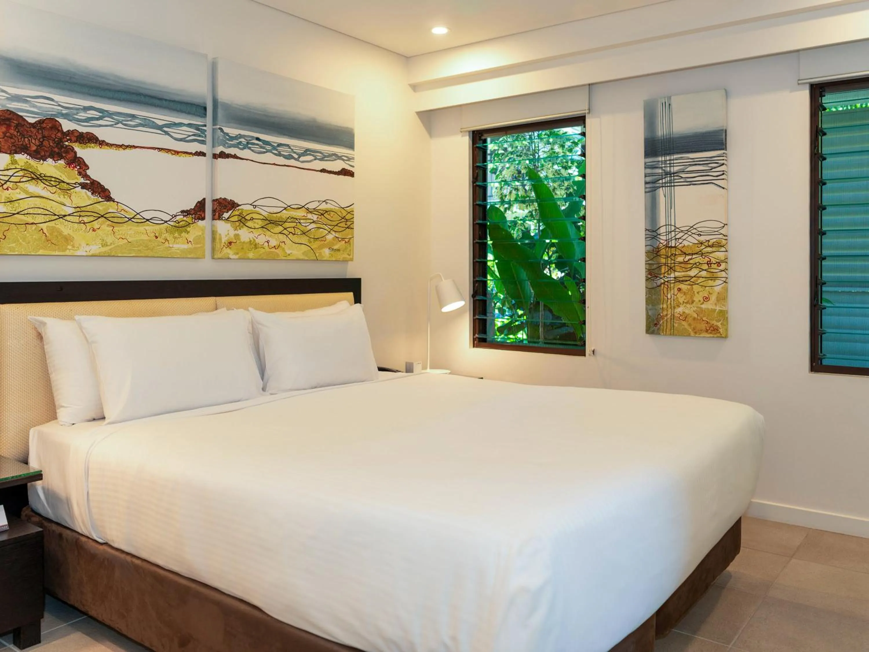 Bed in Pullman Port Douglas Sea Temple Resort and Spa