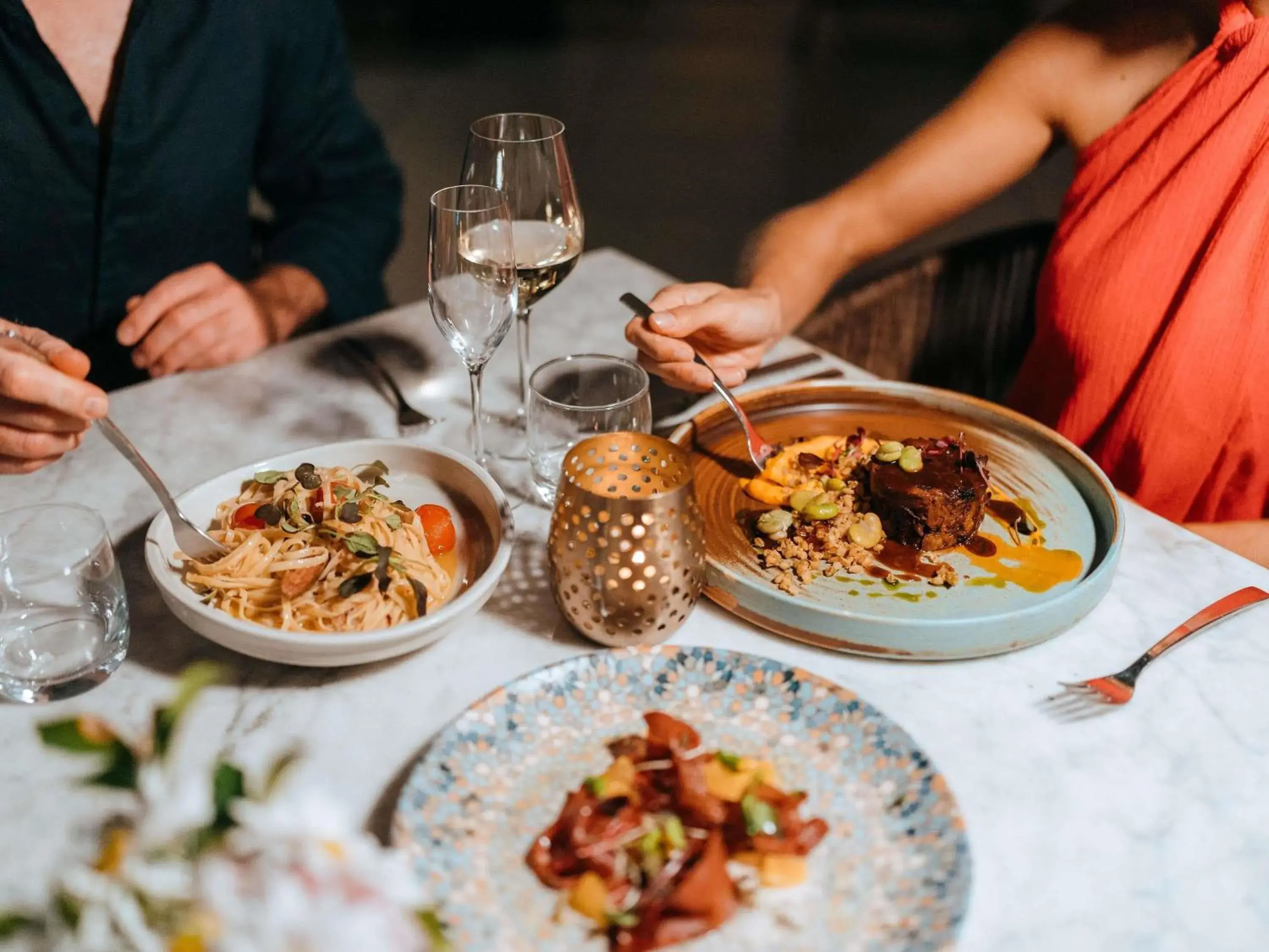 Restaurant/places to eat in Pullman Port Douglas Sea Temple Resort and Spa Restaurant/places to eat in Pullman Port Douglas Sea Temple Resort and Spa