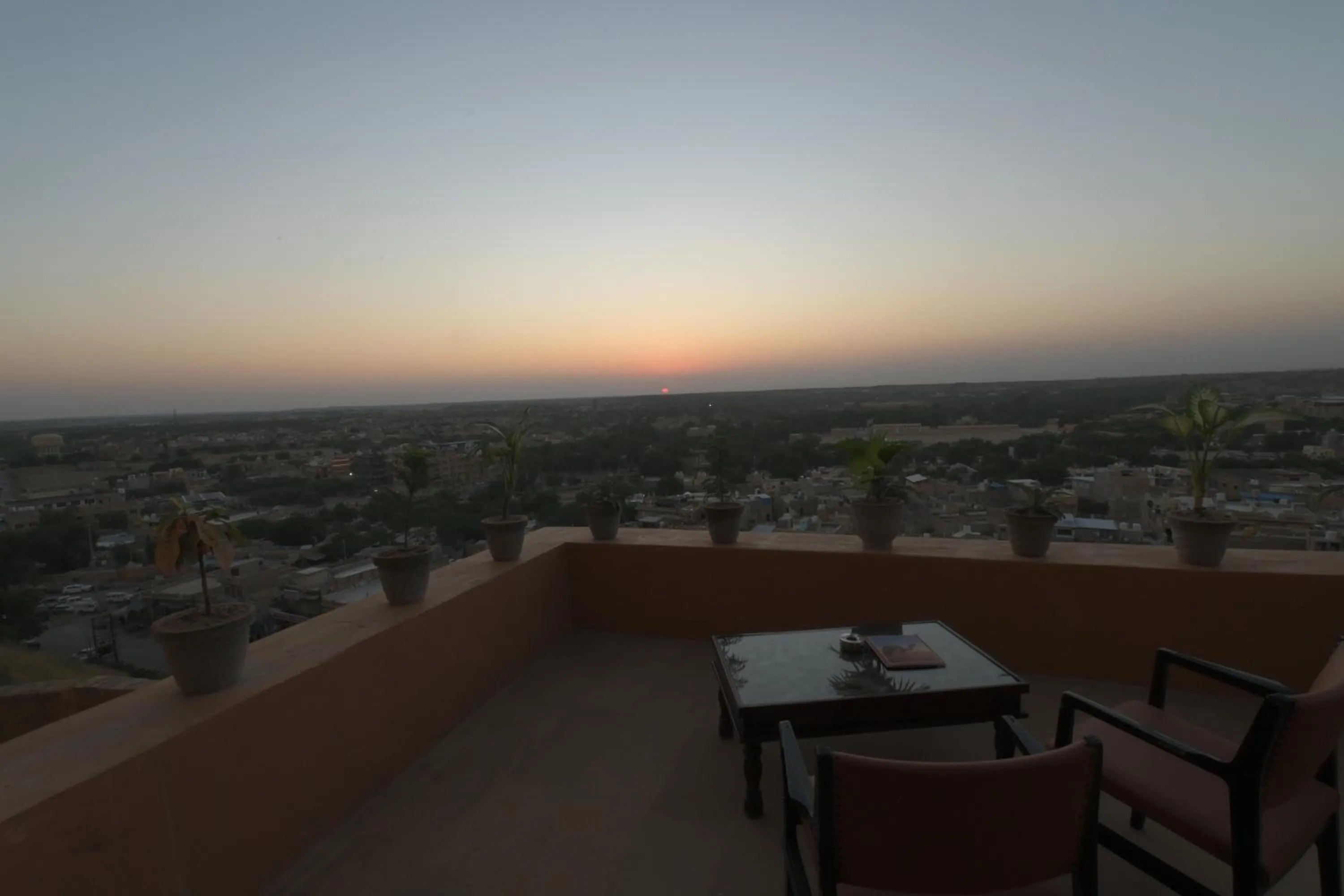 Deepak Hotel & Restaurant