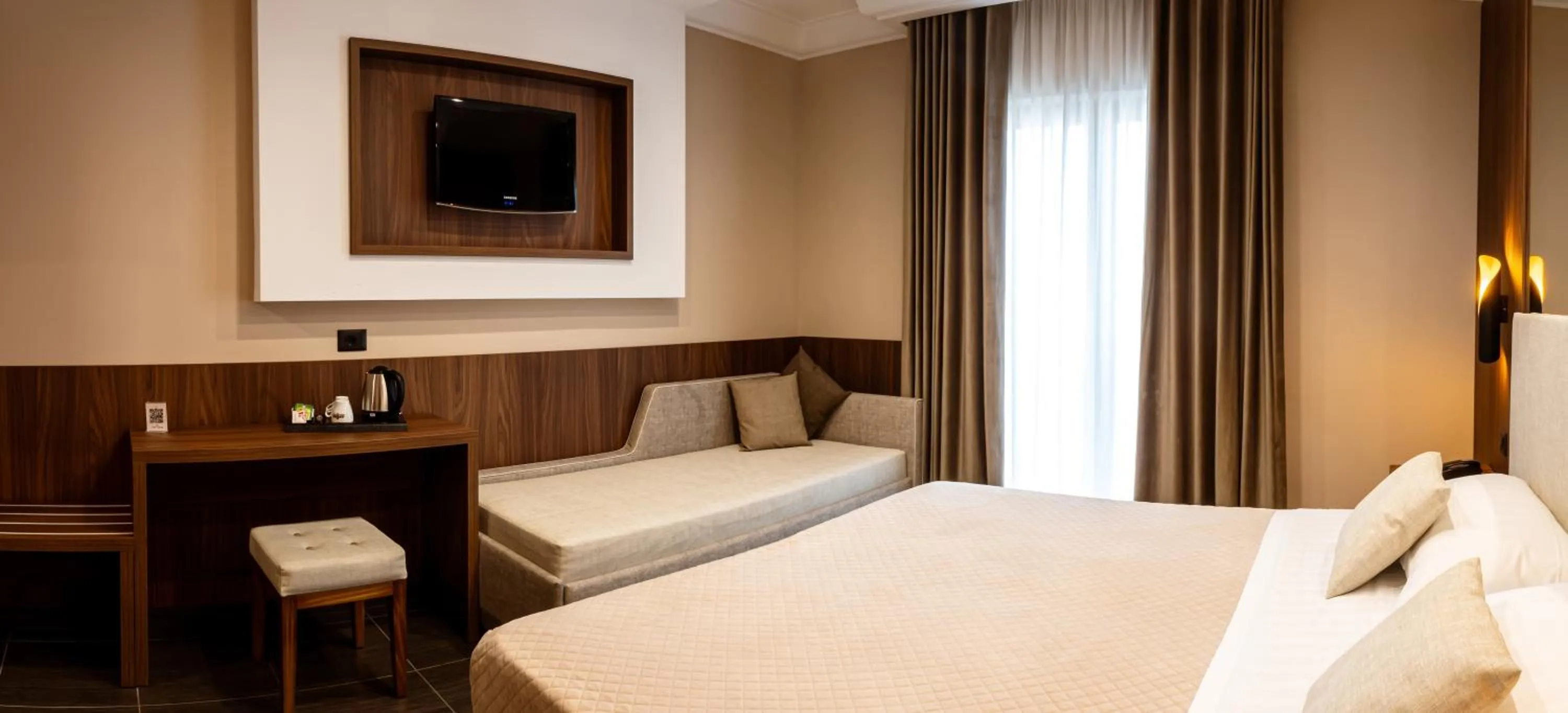 TV and multimedia, Bed in Hotel Bellavista