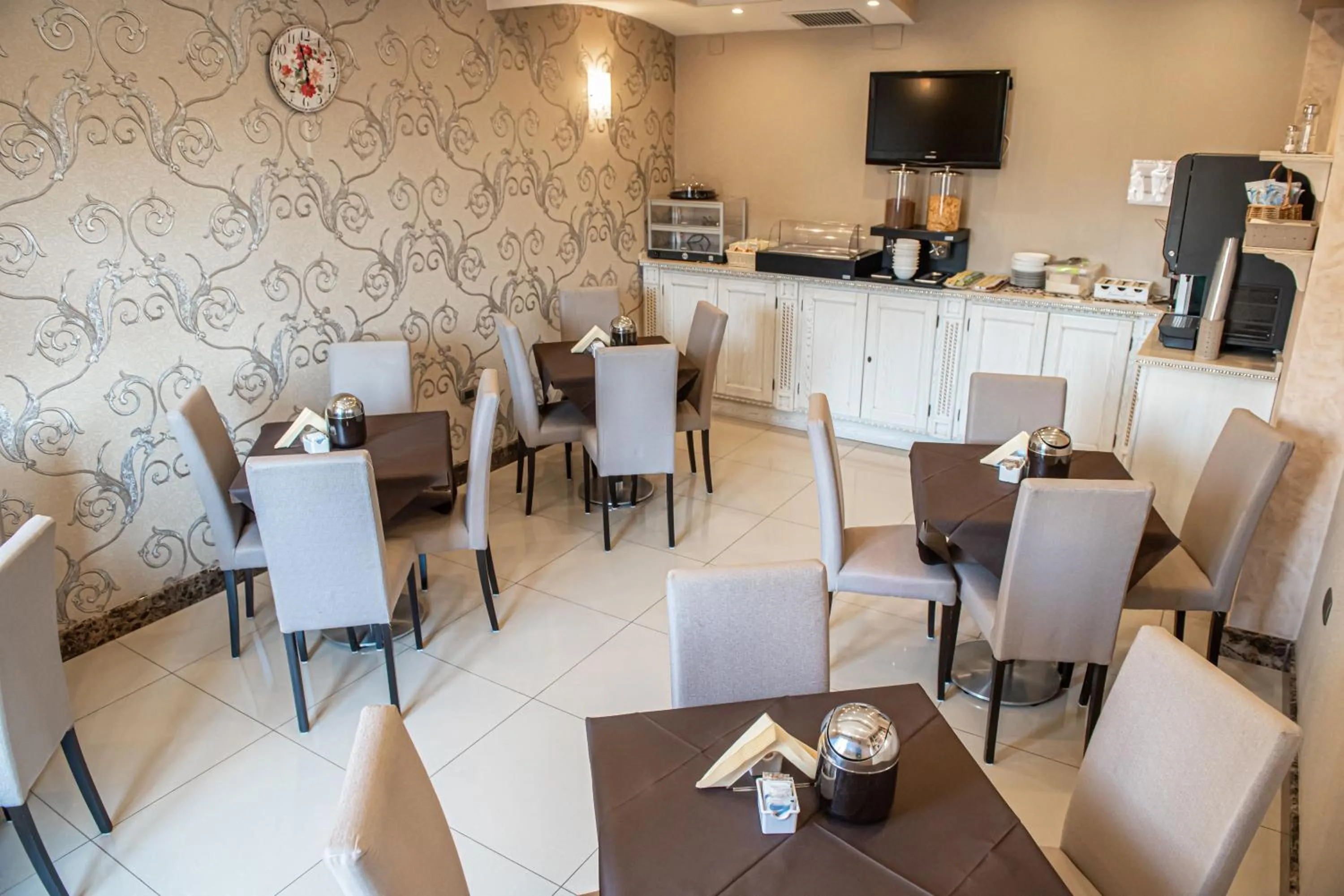 Breakfast in Hotel Bellavista