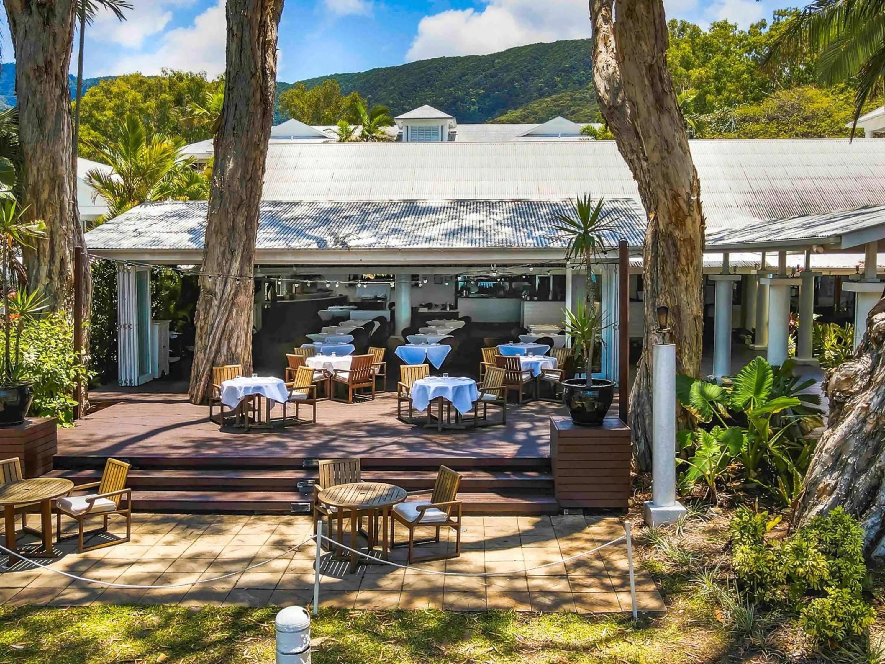 Restaurant/places to eat in The Reef House Adults Retreat - Enjoy 28 Complimentary Inclusions