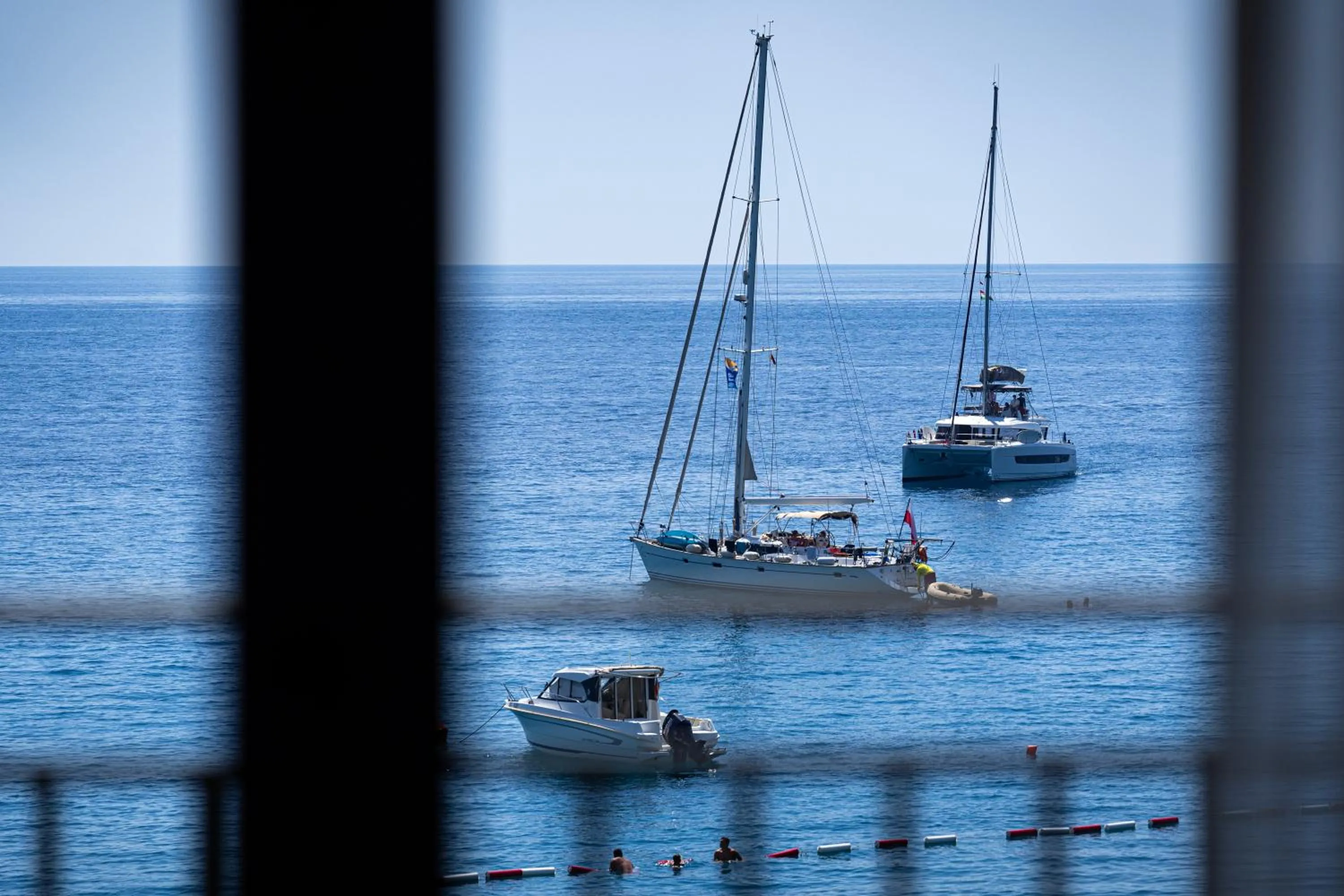 Sea view in Hotel California by Aycon